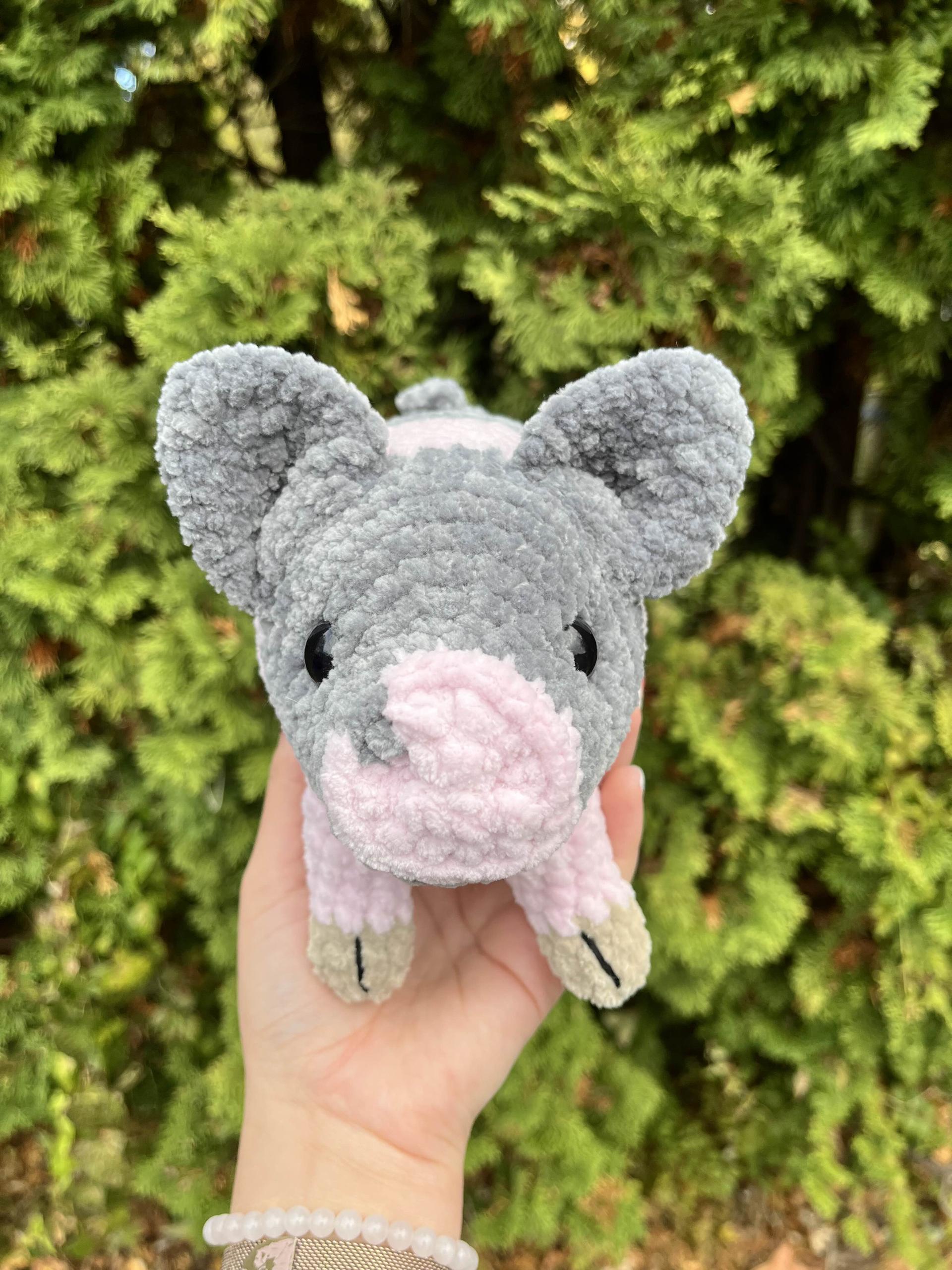 Crochet Standing Pigs Plush: Handmade Stuffed Farm Animal Amigurumi (MADE TO ORDER) thumbnail 10