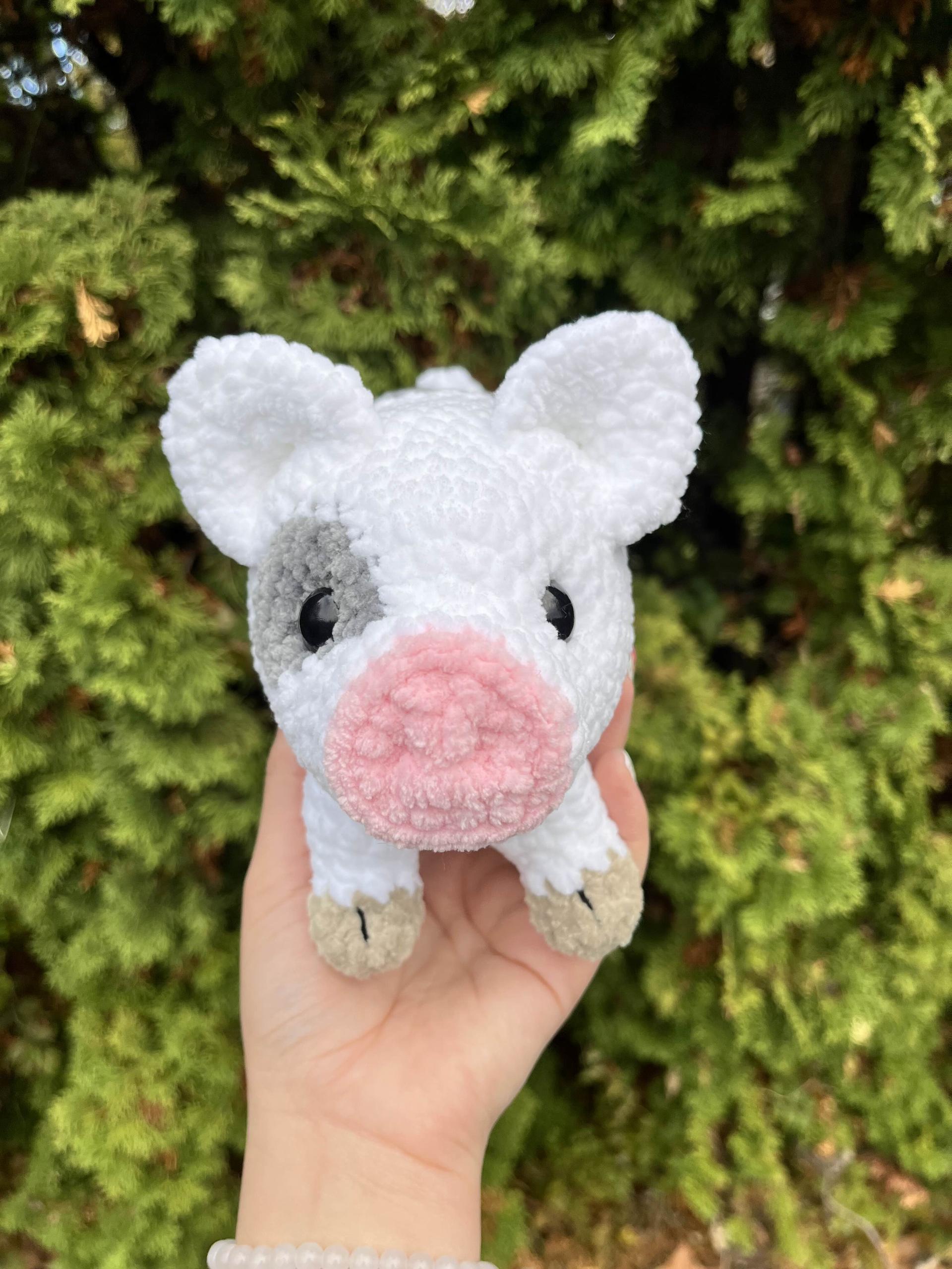Crochet Standing Pigs Plush: Handmade Stuffed Farm Animal Amigurumi (MADE TO ORDER) thumbnail 8