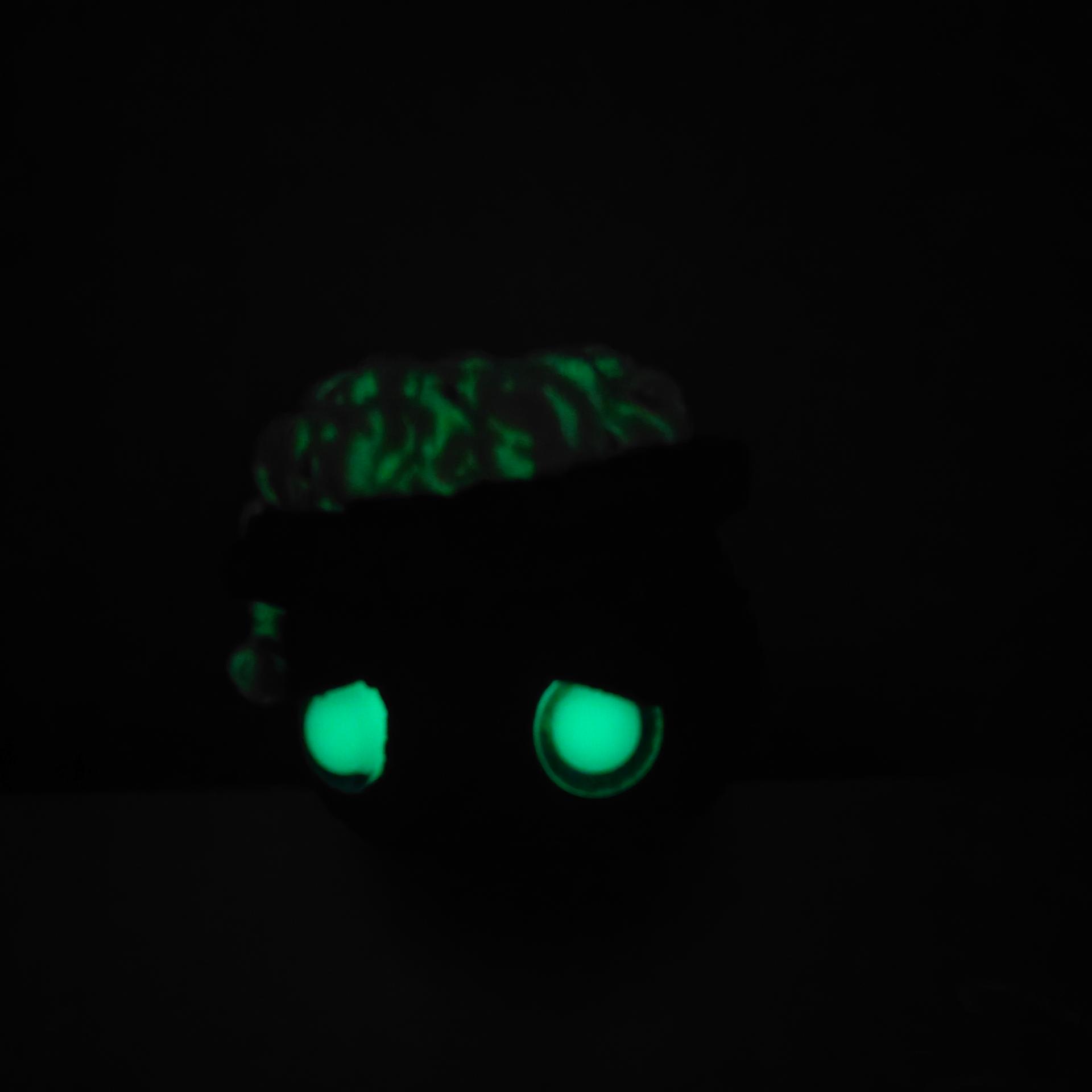 Glow in the dark Cauldron thumbnail 2