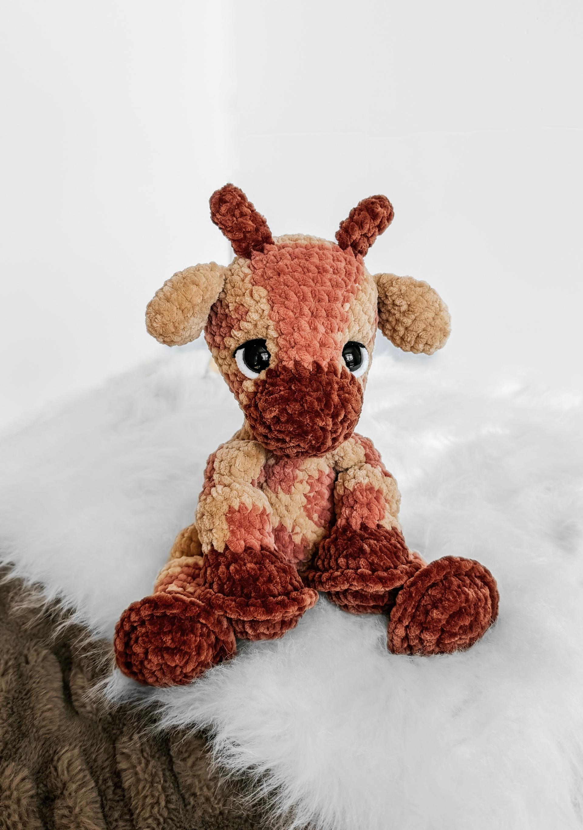 LOW SEW Giraffe Crochet Pattern, Zoo Animal Amigurumi Giraffe!