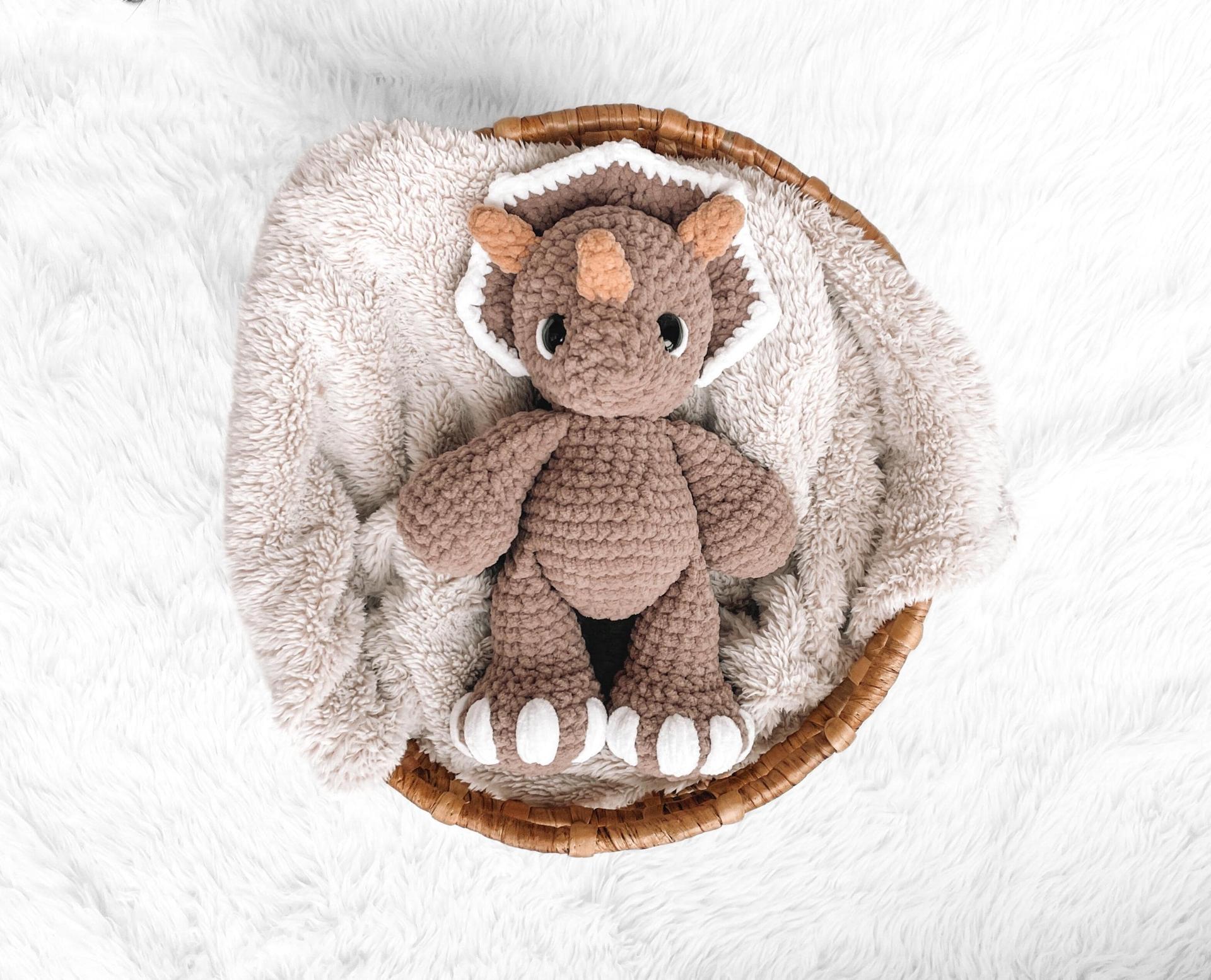 LOW SEW Dino Crochet Pattern Triceratops Amigurumi Pattern DIY Crochet Tutorial Dinosaur Crochet Animal Patterns Amigurumi Plush Dinosaur thumbnail 5