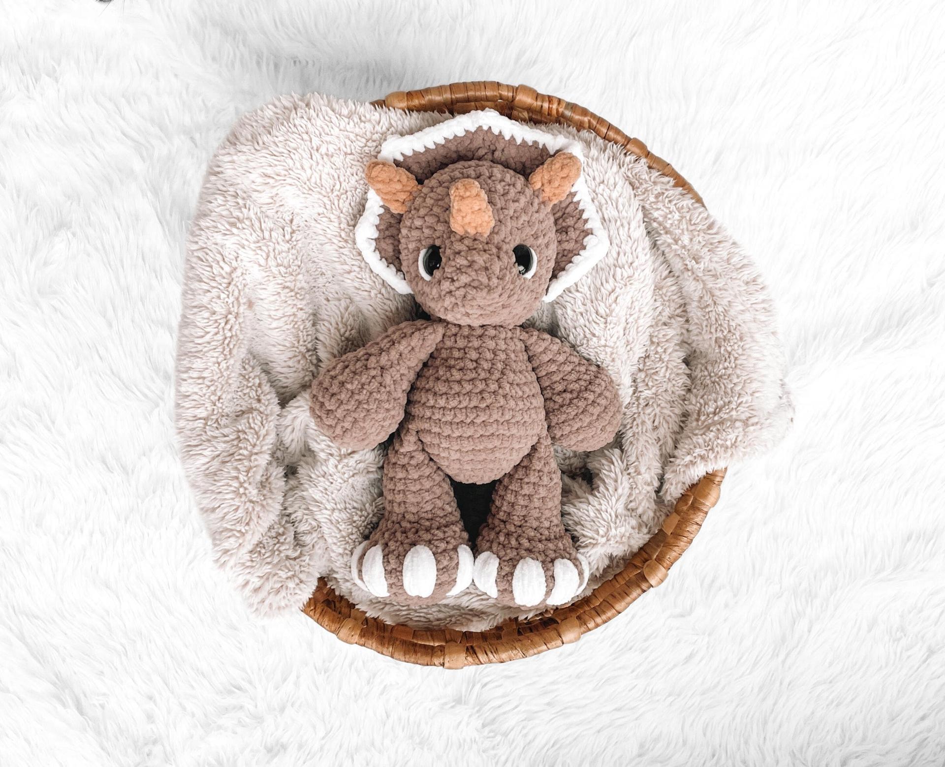 LOW SEW Dino Crochet Pattern Triceratops Amigurumi Pattern DIY Crochet Tutorial Dinosaur Crochet Animal Patterns Amigurumi Plush Dinosaur