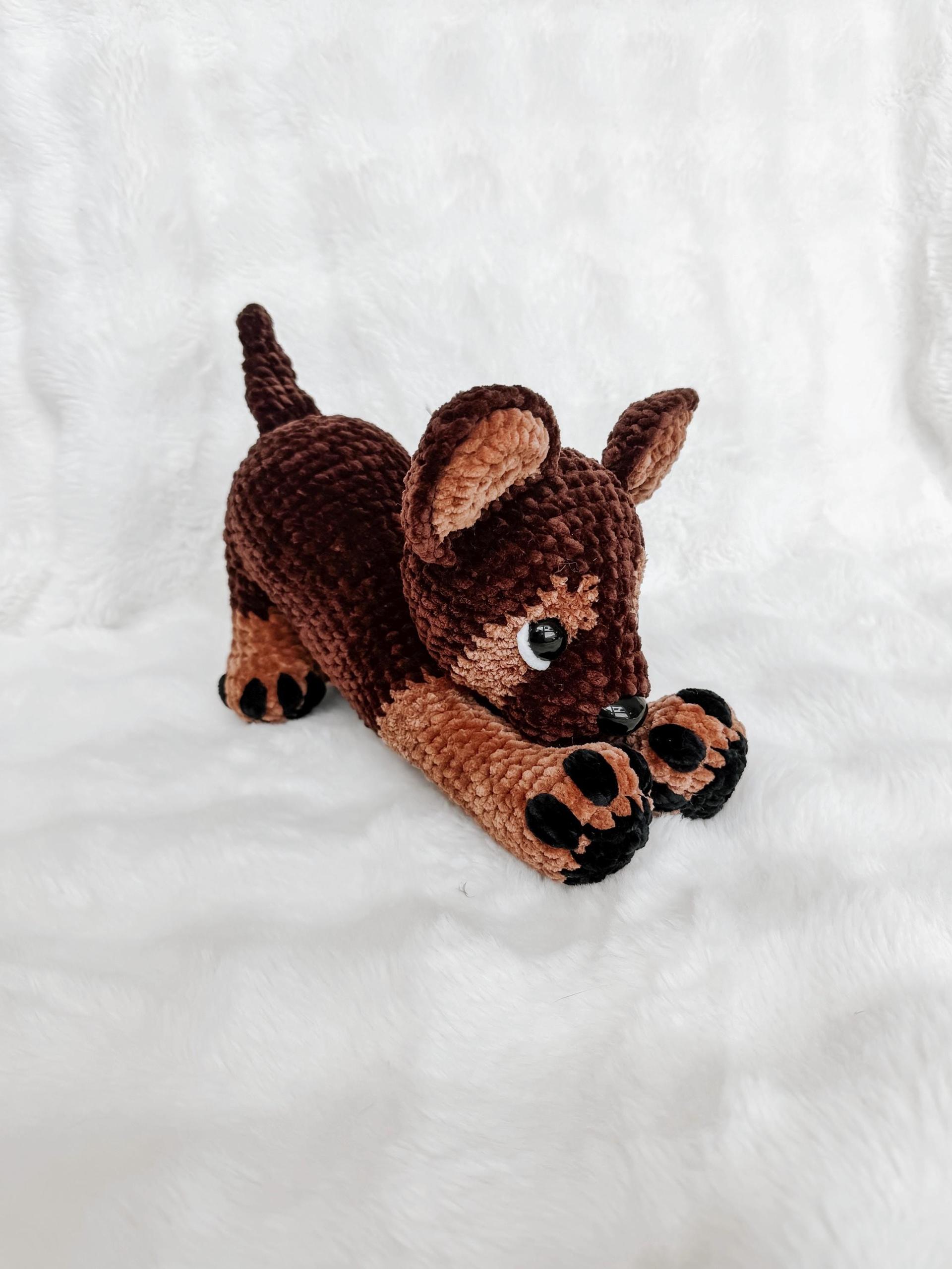 LOW SEW Playing Puppy Crochet Pattern, German Shepherd & Wiener Dog Amigurumi Tutorial (PDF Pattern)