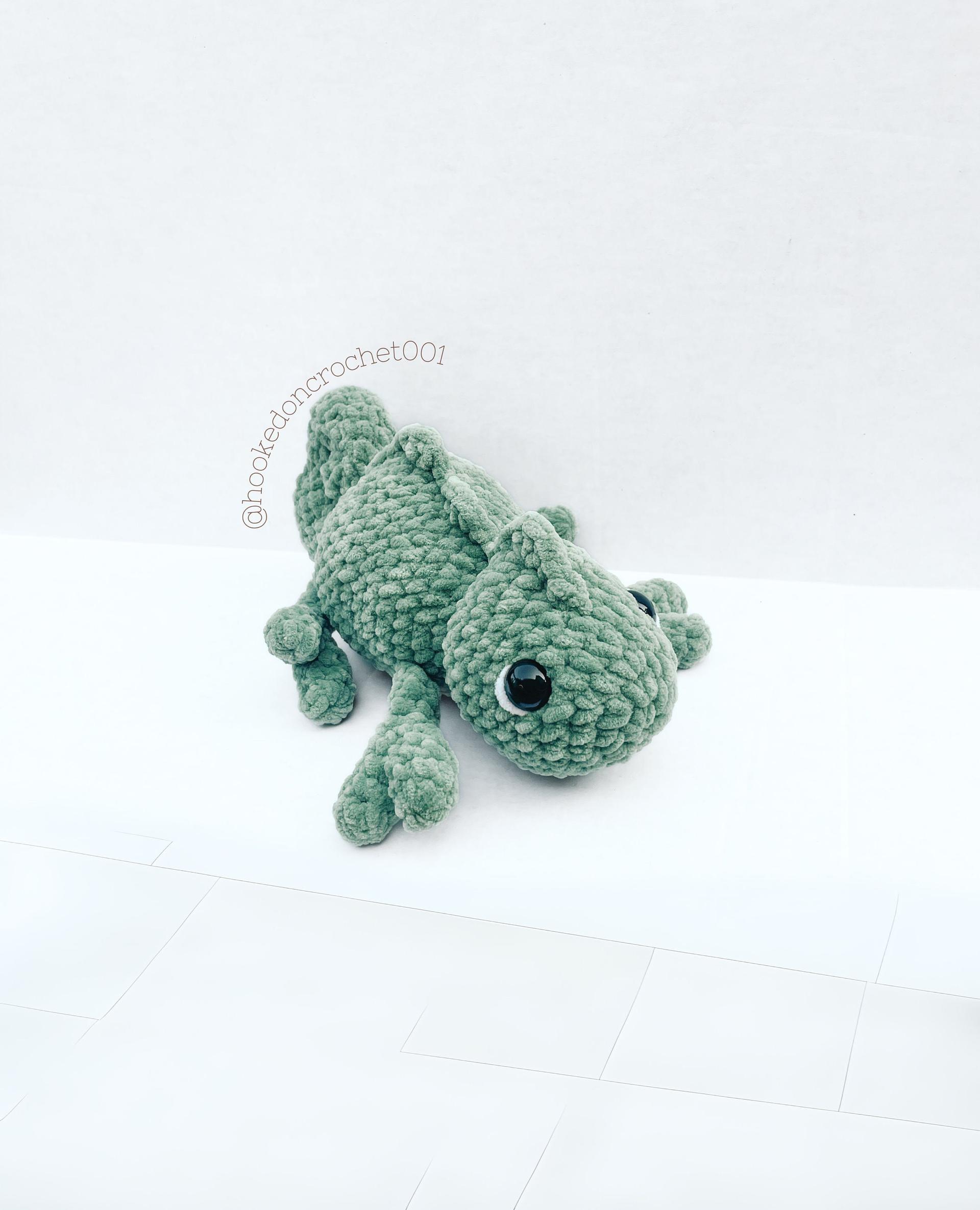 NO SEW Chameleon Crochet Pattern Chameleon Amigurumi Pattern DIY Crochet Tutorial Lizard Crochet Animal Patterns Amigurumi Chameleon thumbnail 7