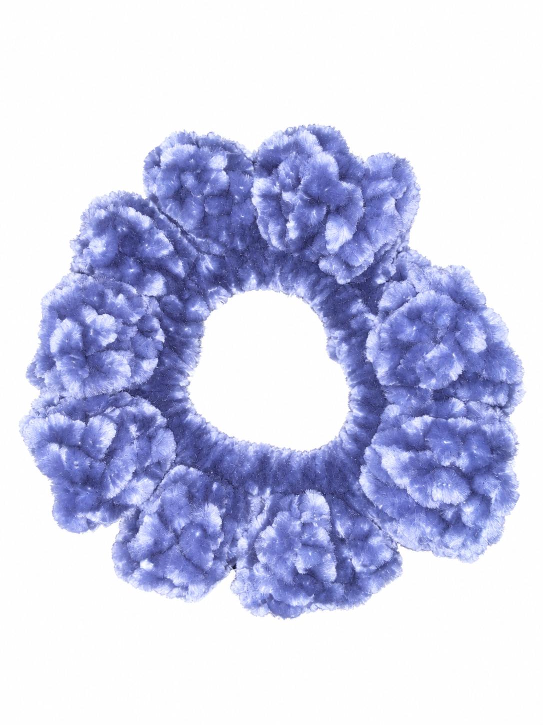 Crochet Velvet Scrunchie thumbnail 2