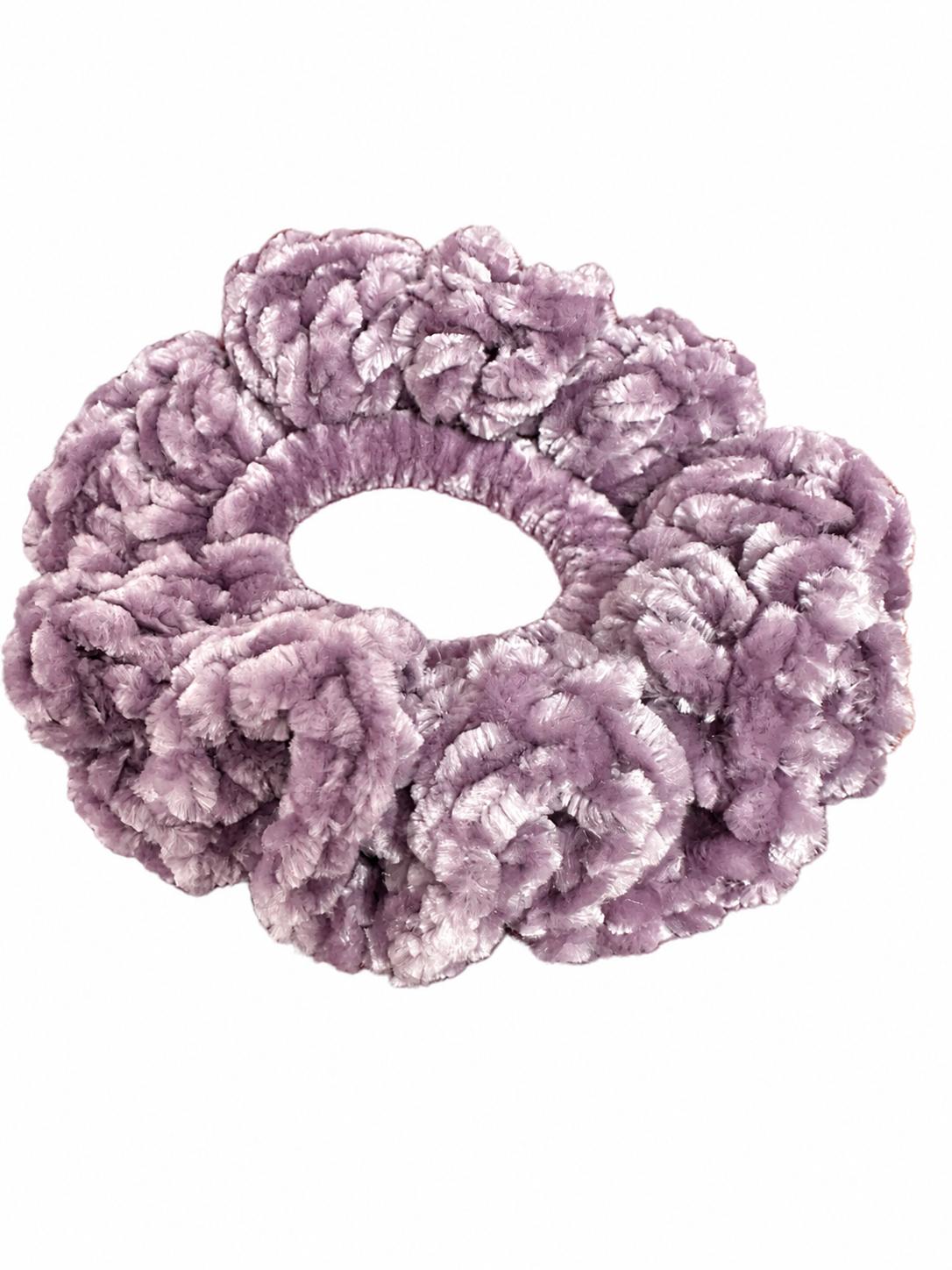 Crochet Velvet Scrunchie thumbnail 8
