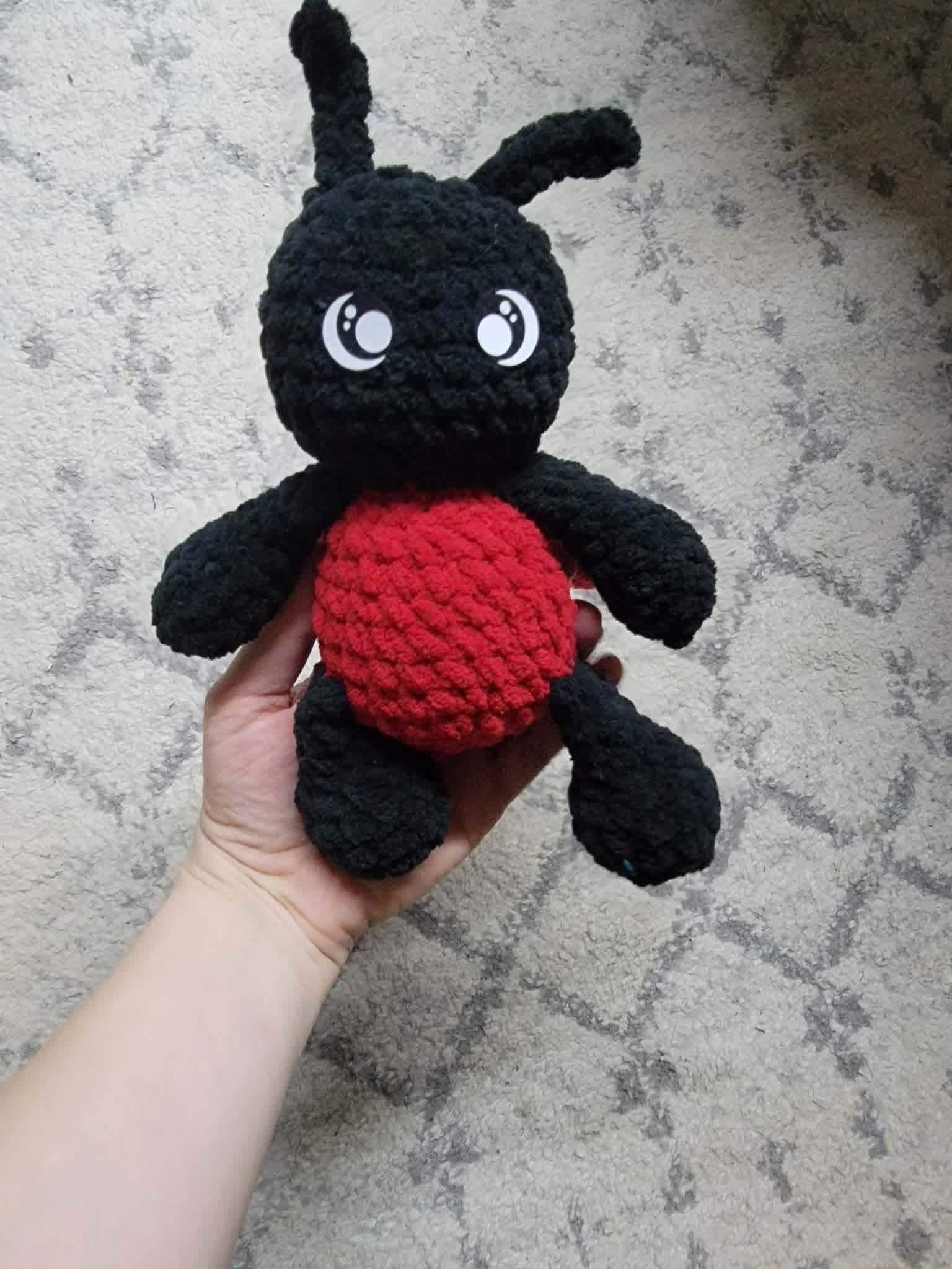 lady the ladybug | amigurumi ladybug pattern, low sew, crochet pattern, amigurumi, spring crochet pattern thumbnail 6