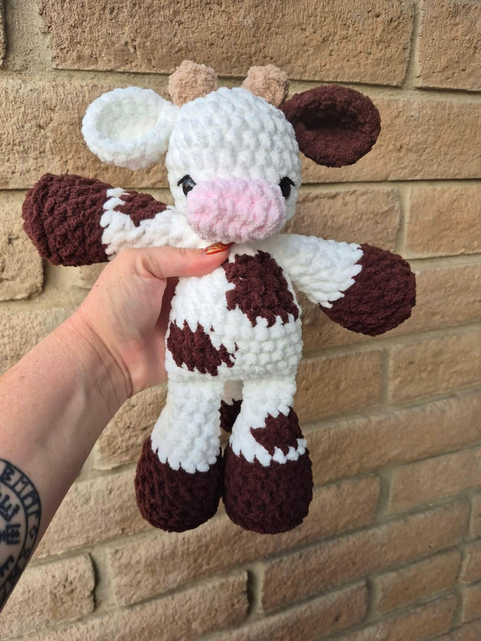 Riley the Ragdoll Cow thumbnail 16