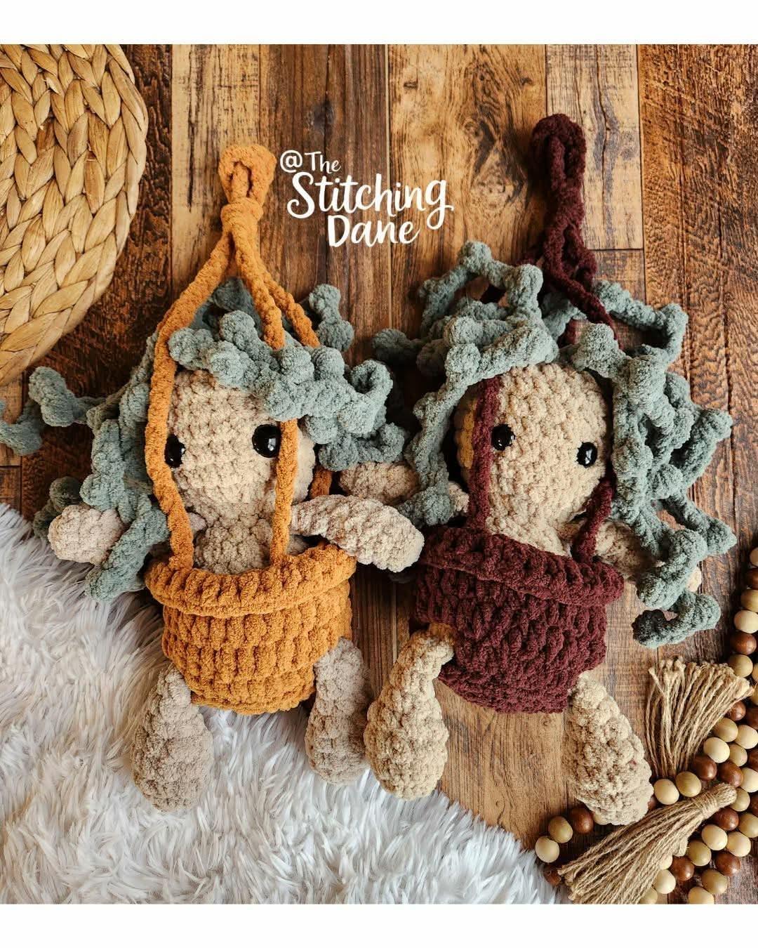 string of pearls | amigurumi plant pattern, low sew, crochet pattern, amigurumi, spring crochet pattern, boho pattern, crochet plant thumbnail 4