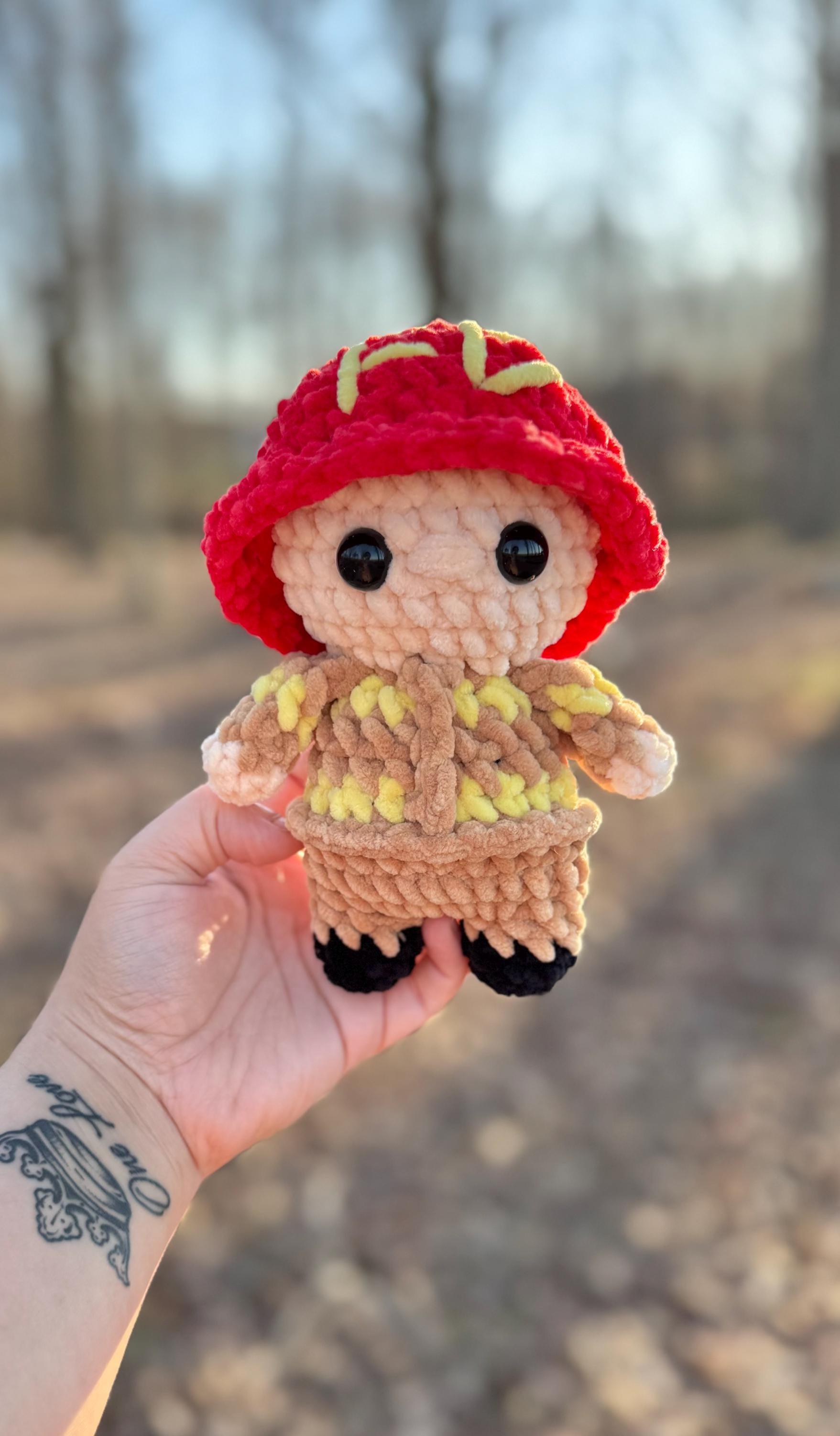 Crochet people, amigurumi fireman, crochet pattern, crochet firefighter, crochet thumbnail 3