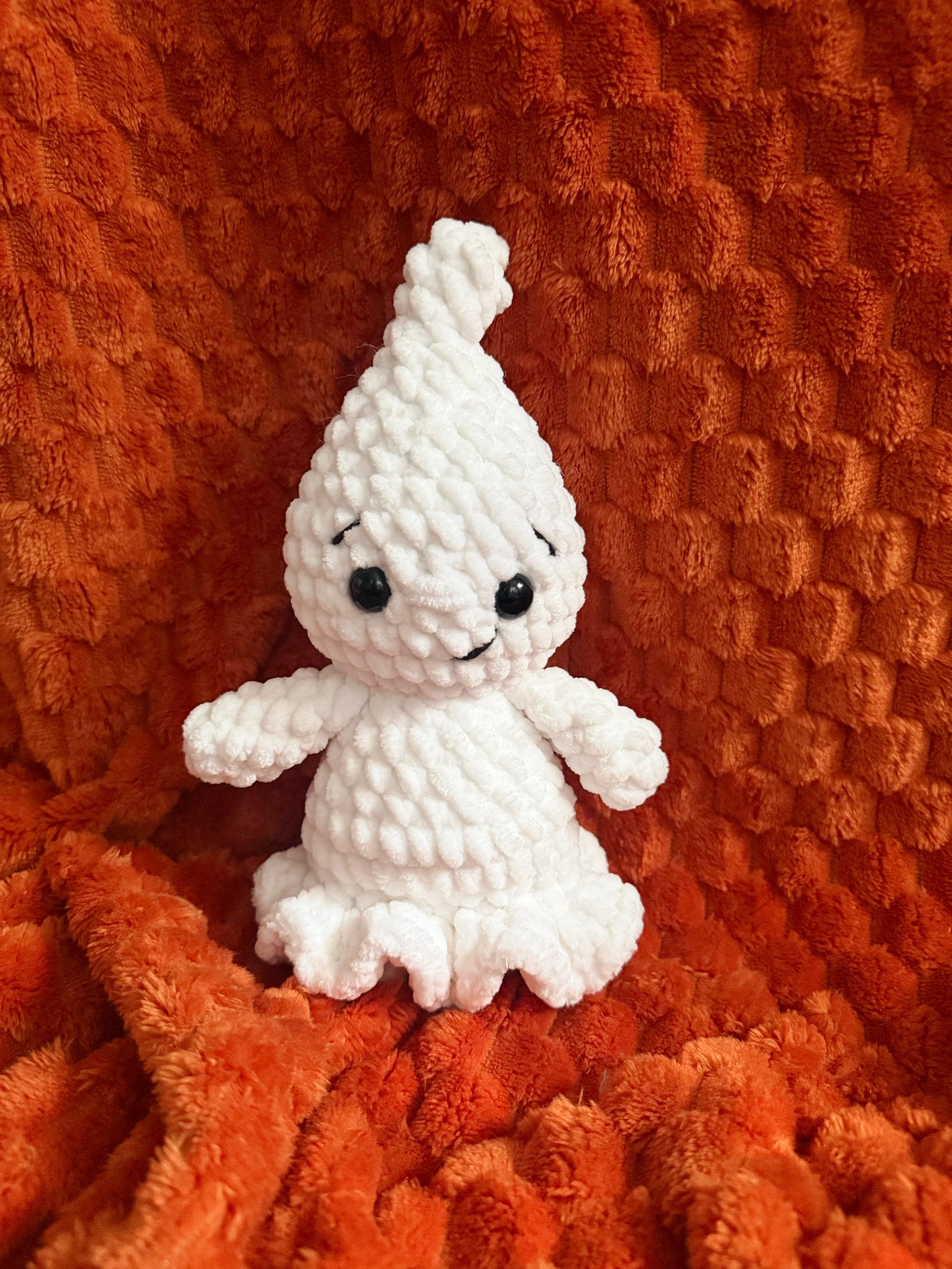 itty belly eek the ghost- crochet pattern, Halloween amigurumi, no sew, ghost crochet pattern