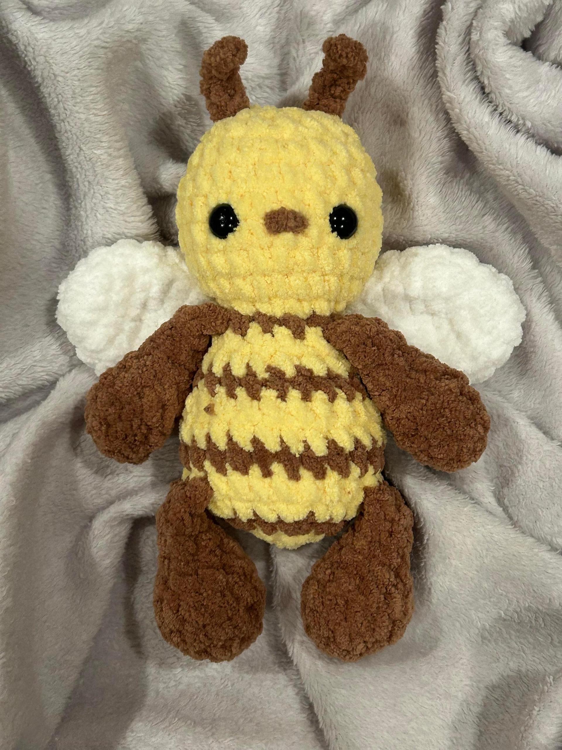 bumble the bee | amigurumi bee pattern, low sew, crochet pattern, amigurumi, spring crochet pattern thumbnail 10