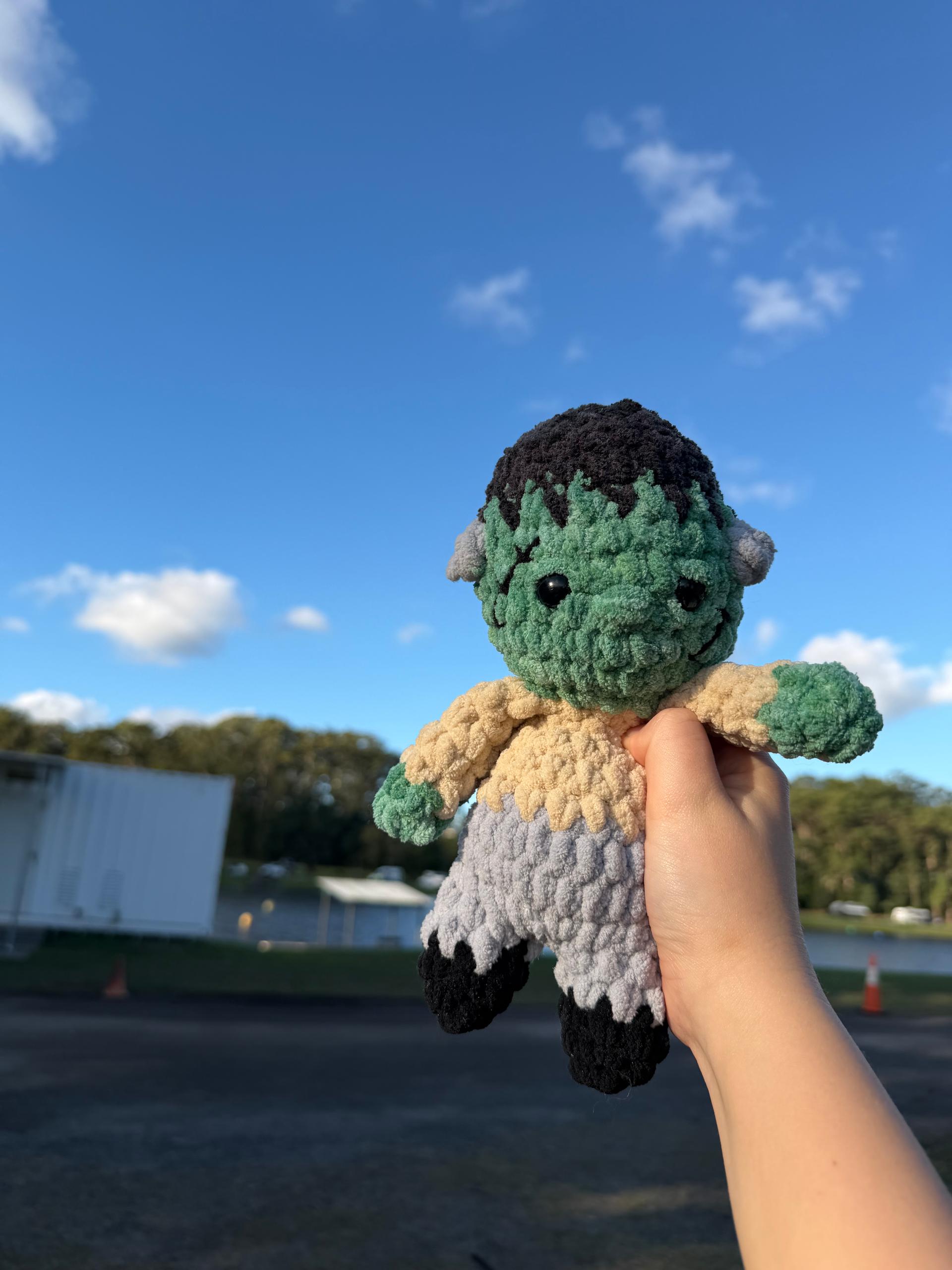 itty belly Frankenstein- crochet pattern, Halloween amigurumi, no sew, Frankenstein thumbnail 3