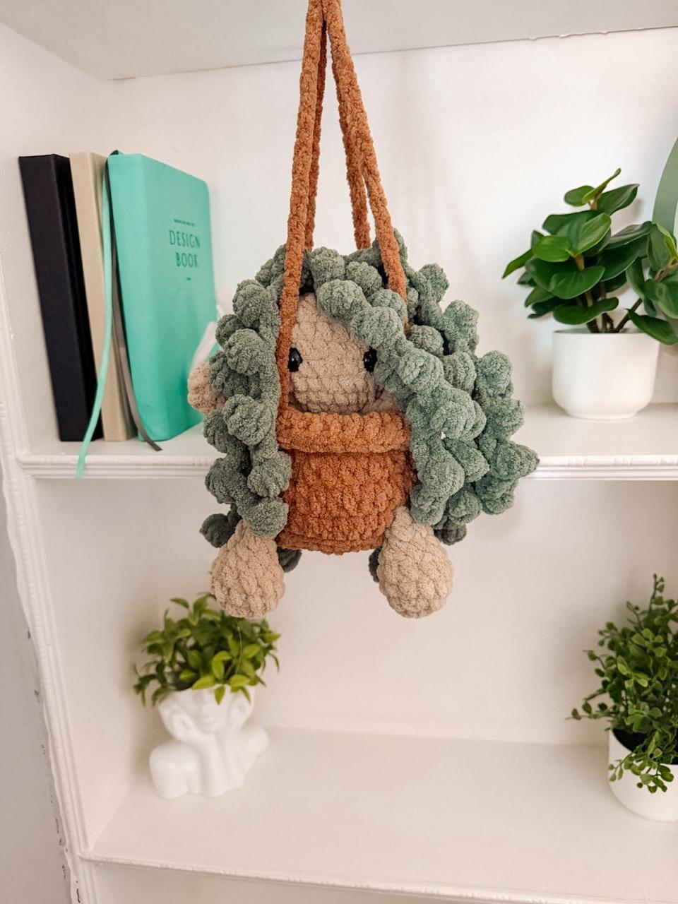 string of pearls | amigurumi plant pattern, low sew, crochet pattern, amigurumi, spring crochet pattern, boho pattern, crochet plant