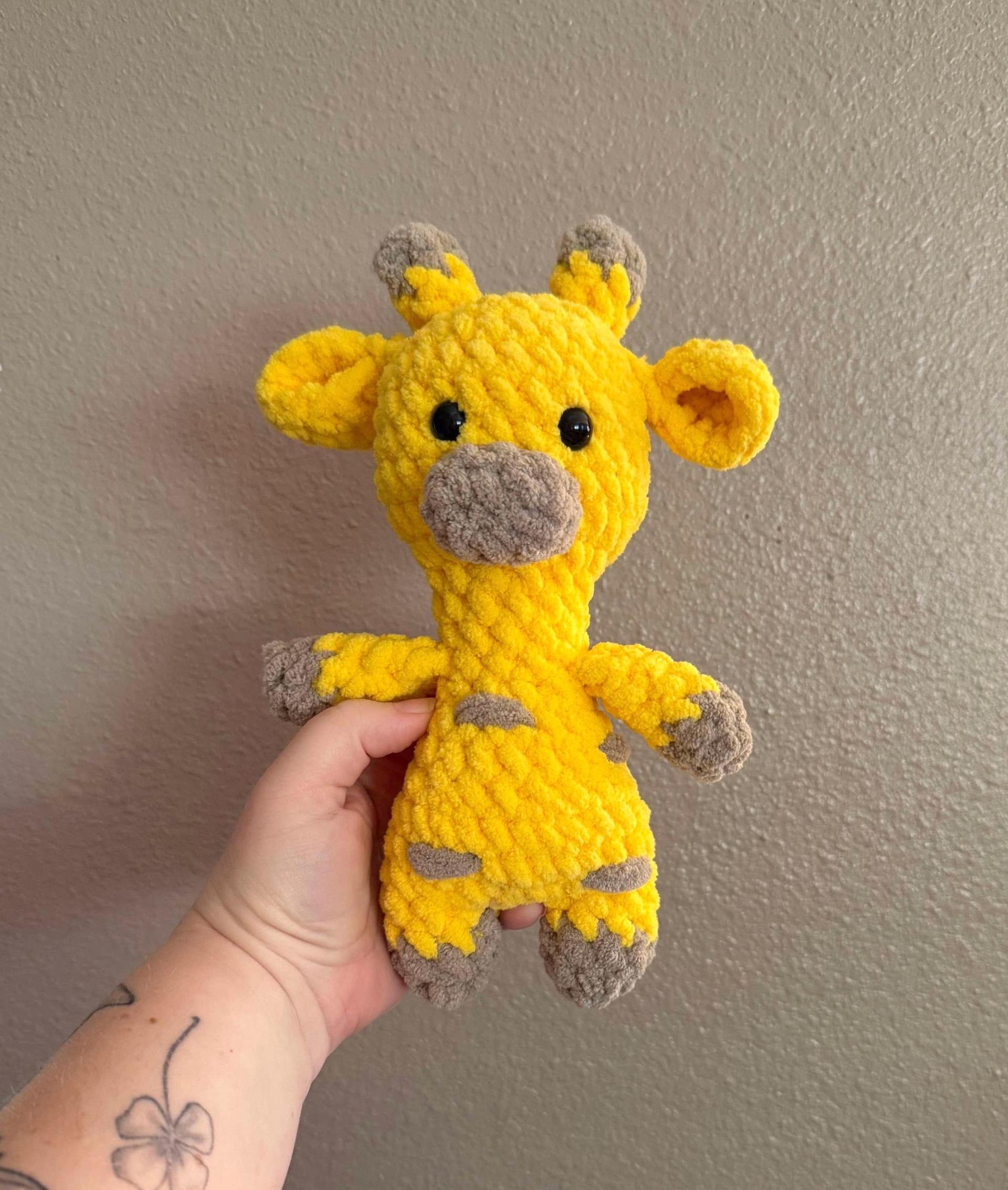 Itty belly giraffe- giraffe crochet pattern, crochet pattern, giraffe, amigurumi, low sew, madelinemaeco, safari crochet thumbnail 5