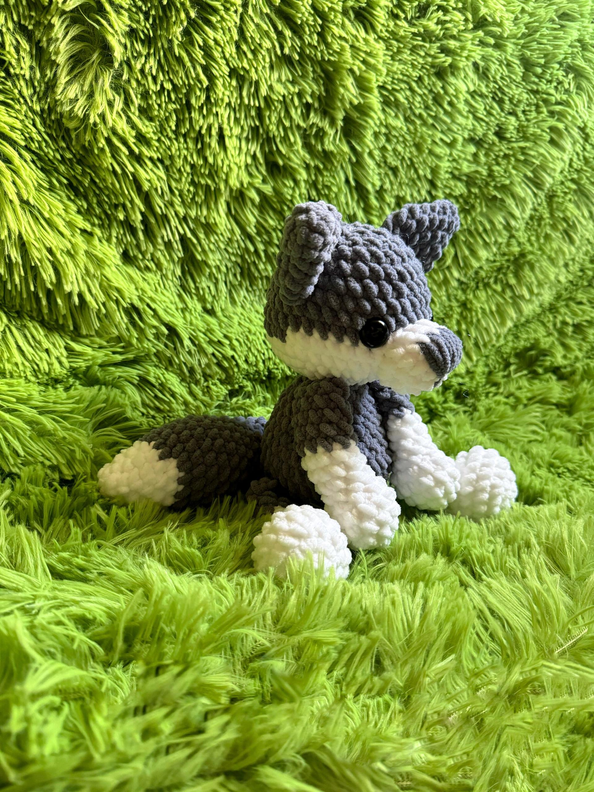 Wynter Wolf crochet pattern, wolf amigurumi pattern, crochet pattern, amigurumi pattern, crochet wolf, crochet dog thumbnail 5