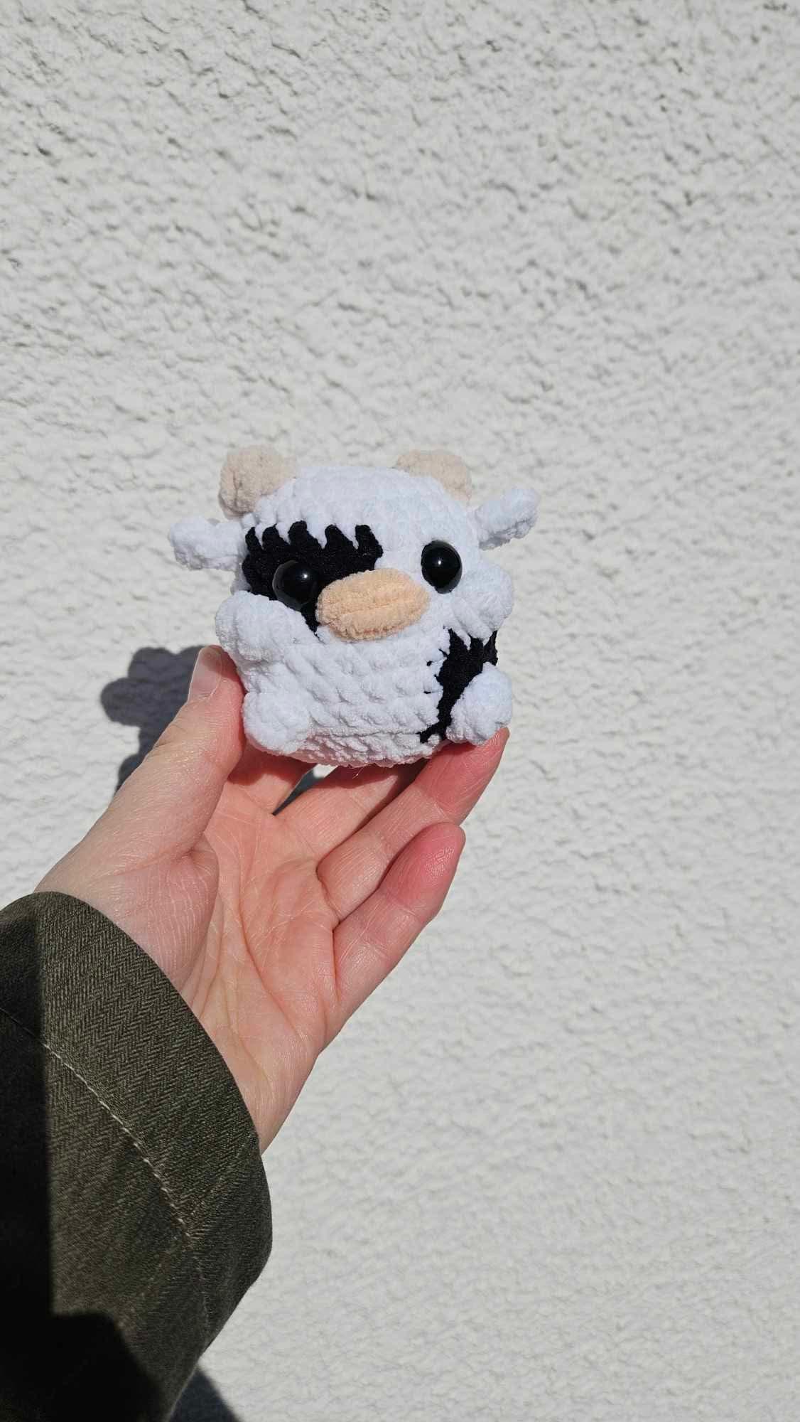 PDF pattern- no sew amigurumi, crochet cow, crochet sheep, crochet bee, crochet pig, crochet farm animals, fast crochet thumbnail 6