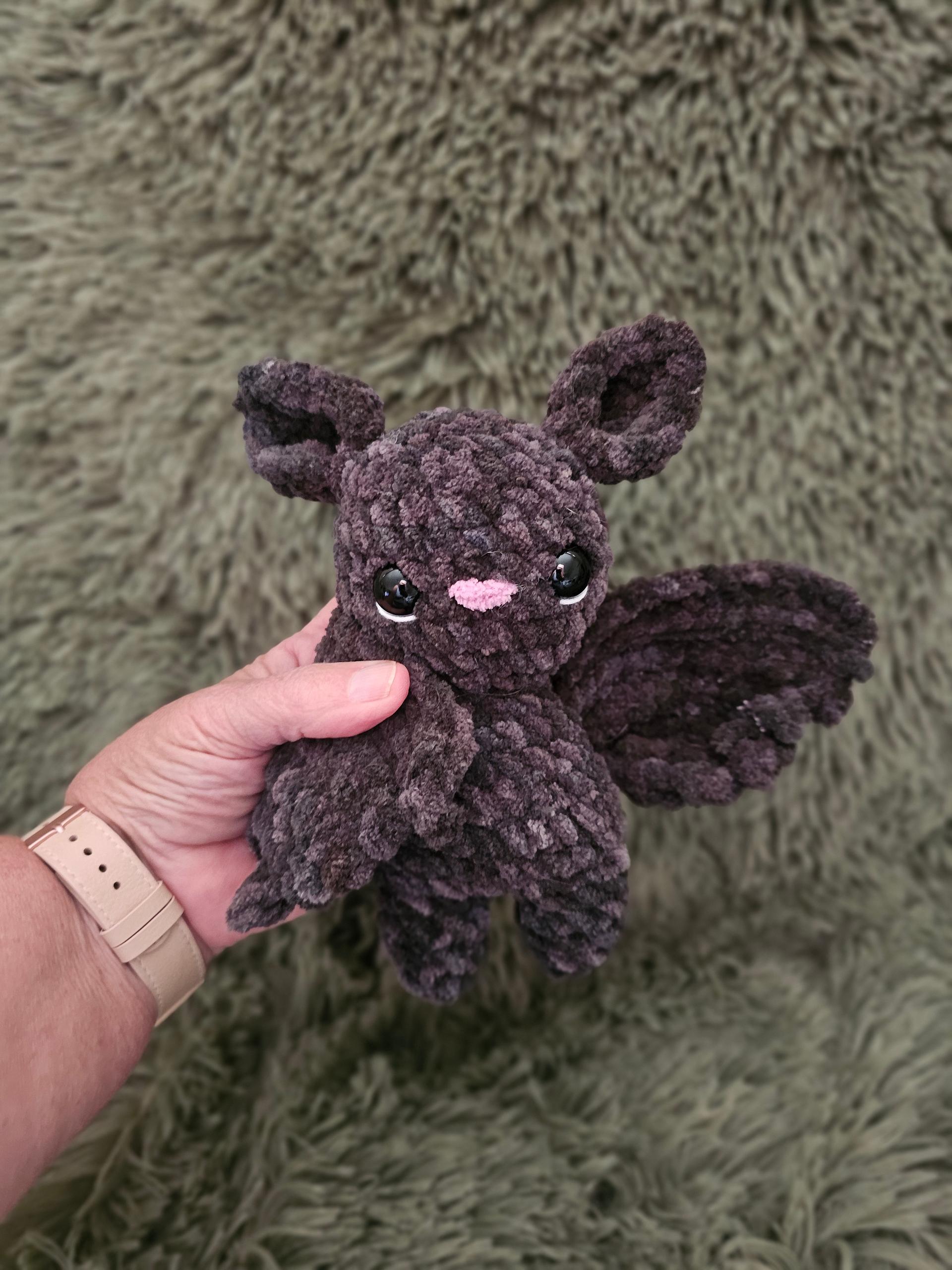 itty belly echo the bat- crochet pattern, Halloween amigurumi, low sew, bat crochet pattern thumbnail 3