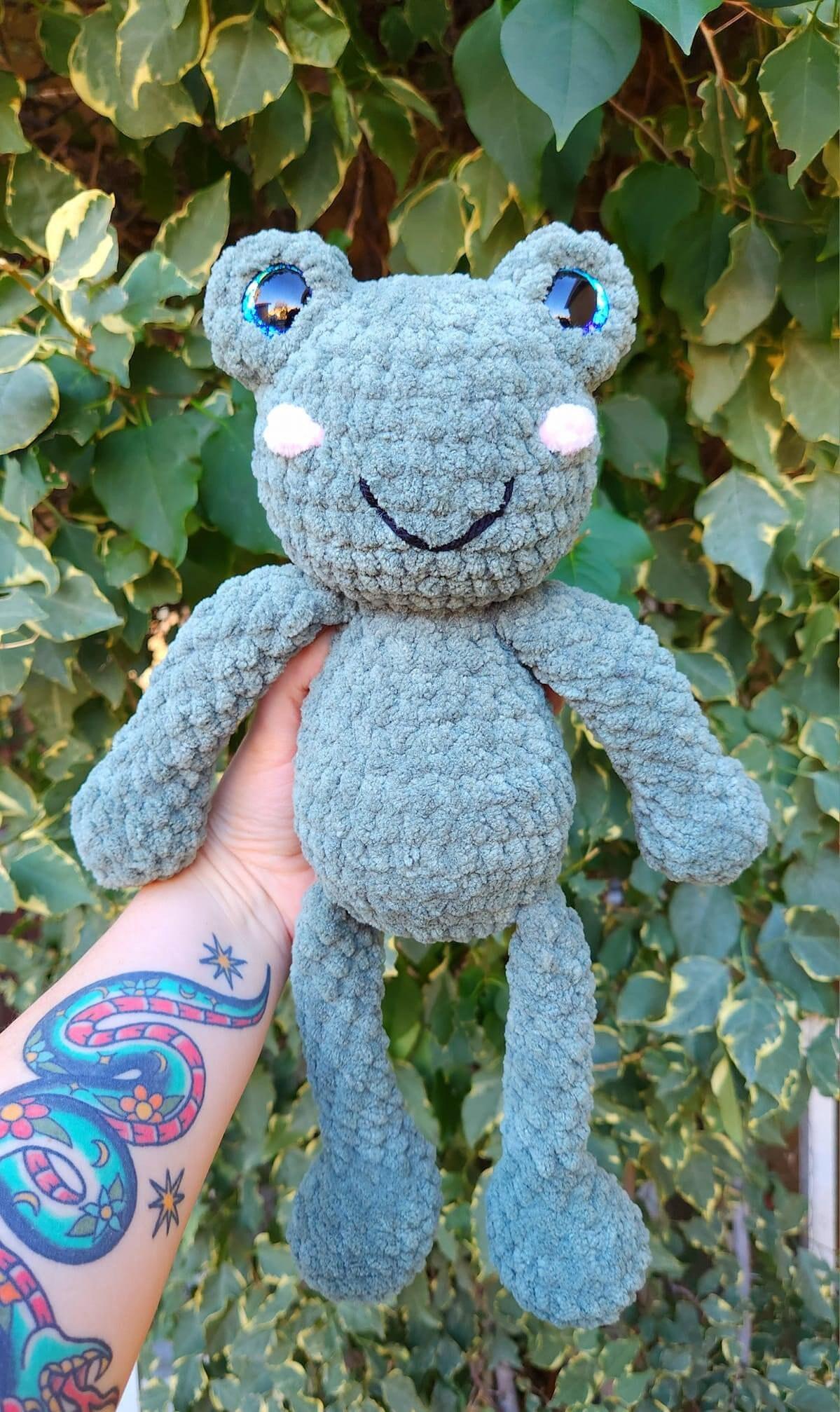 Finley Frog Pattern- frog amigurumi, crochet frog, frog pattern, crochet pattern, spring crochet pattern, frog prince c thumbnail 7