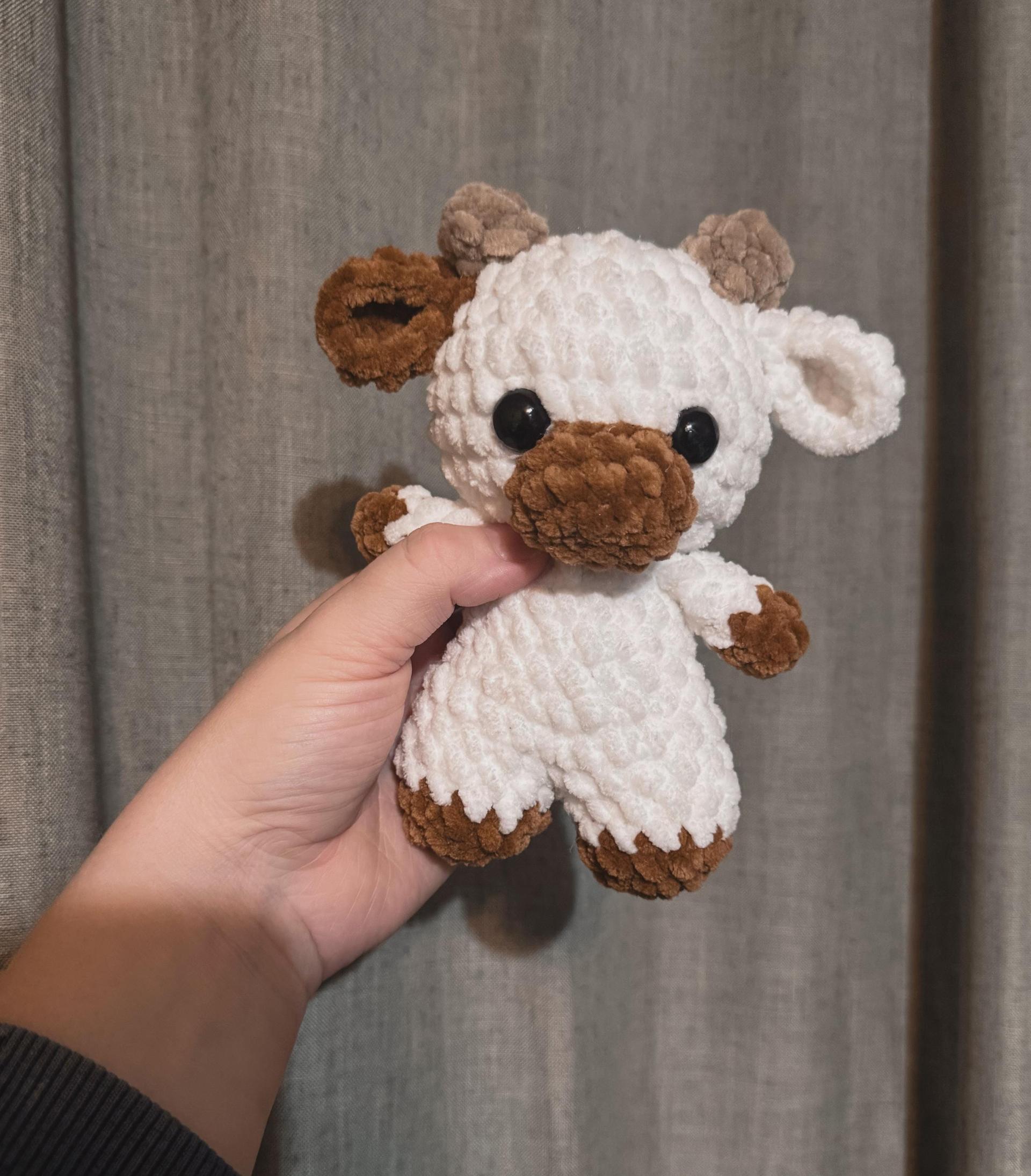 Baby cow crochet pattern thumbnail 4