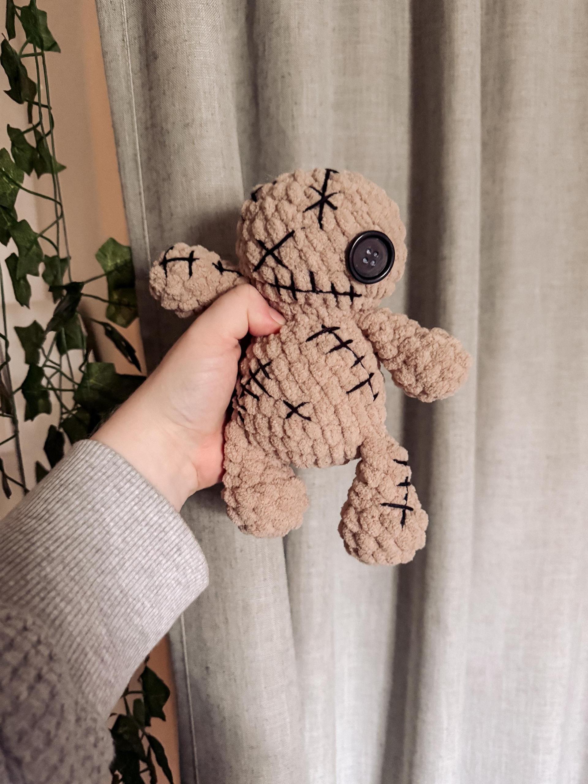 voodoo doll | crochet voodoo doll pattern, amigurumi pattern, Halloween crochet pattern, crochet pattern, amigurumi pattern, no sew