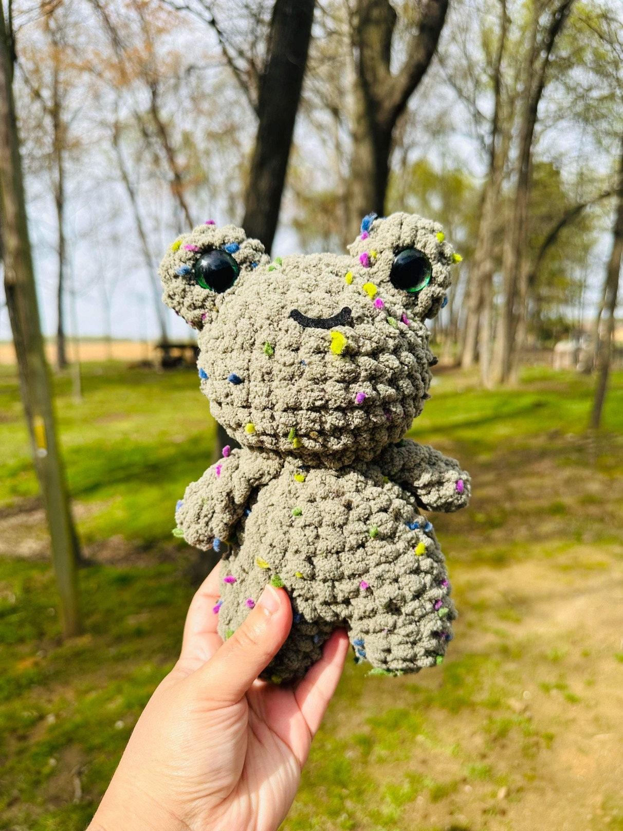 Baby Frog crochet pattern: frog amigurumi pattern, frog crochet pattern, amigurumi crochet pattern, low sew pattern thumbnail 5