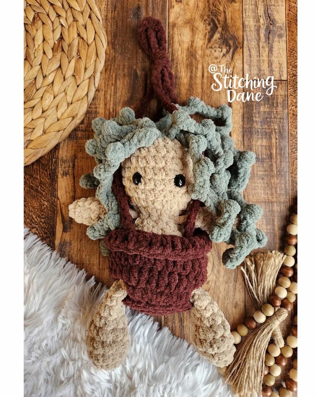 string of pearls | amigurumi plant pattern, low sew, crochet pattern, amigurumi, spring crochet pattern, boho pattern, crochet plant thumbnail 3