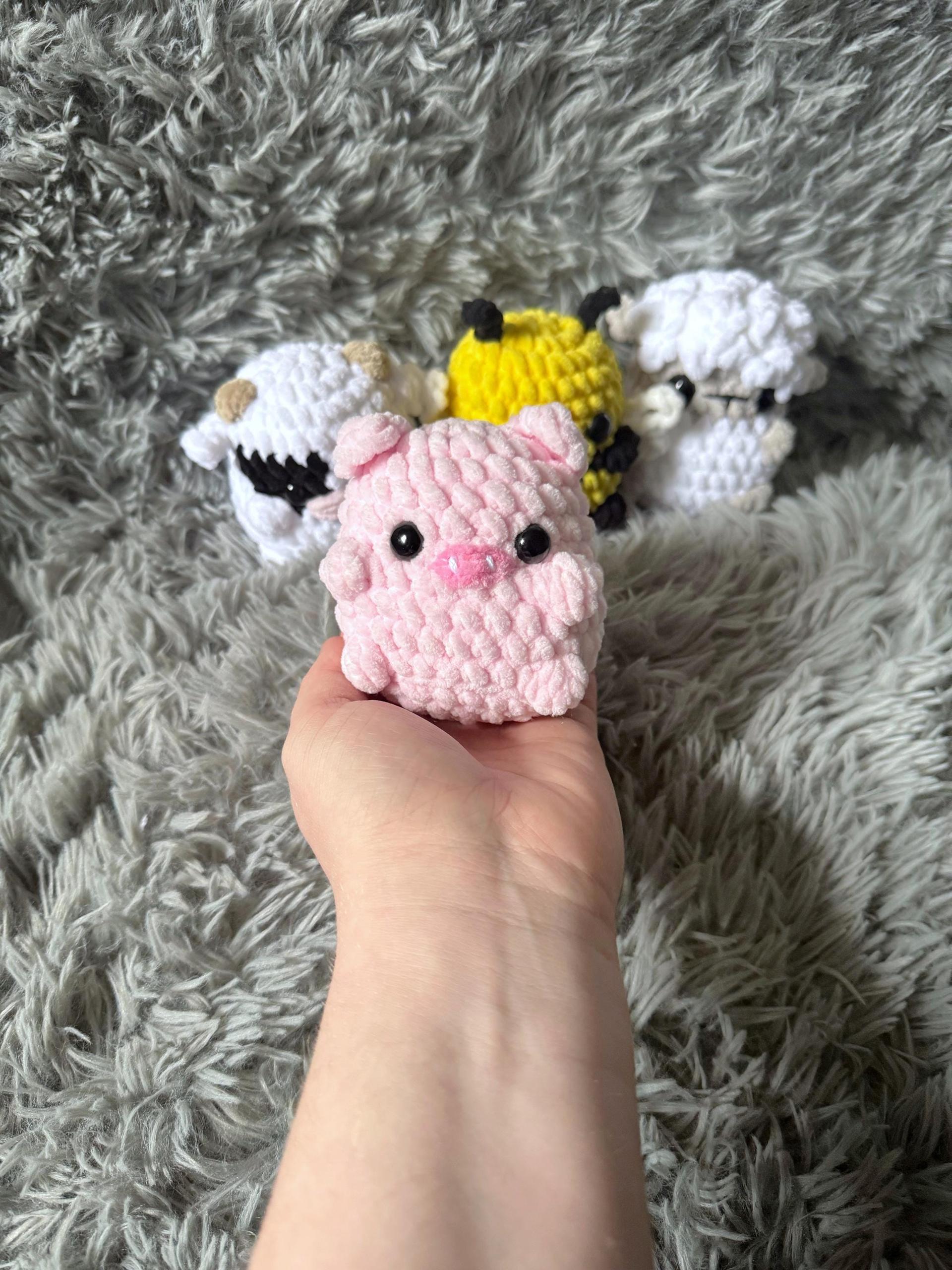 PDF pattern- no sew amigurumi, crochet cow, crochet sheep, crochet bee, crochet pig, crochet farm animals, fast crochet thumbnail 4