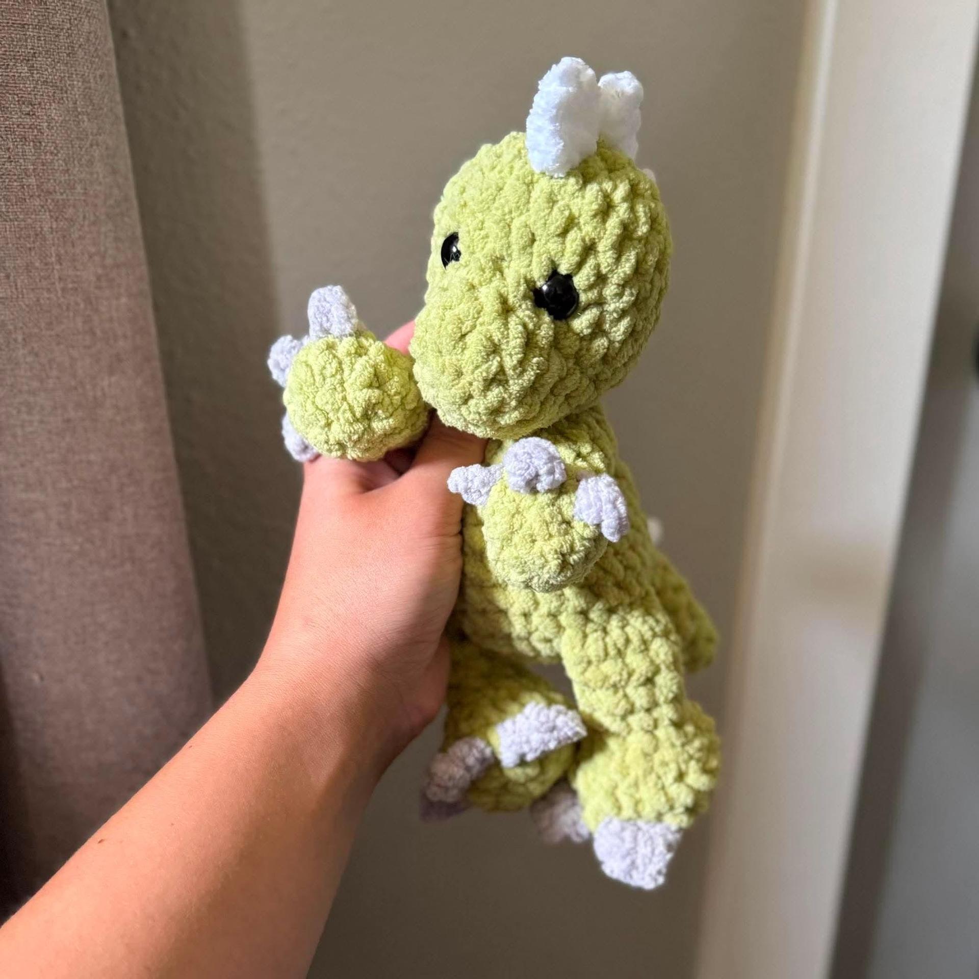 remi the t. rex | amigurumi dinosaur, low sew, crochet pattern, dinosaur pattern, tyrannosaurus rex thumbnail 8