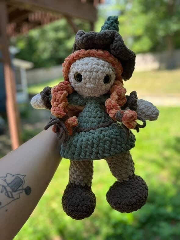 alice the witch | crochet witch pattern, amigurumi witch pattern, Halloween crochet pattern , crochet pattern, amigurumi pattern, low sew thumbnail 5