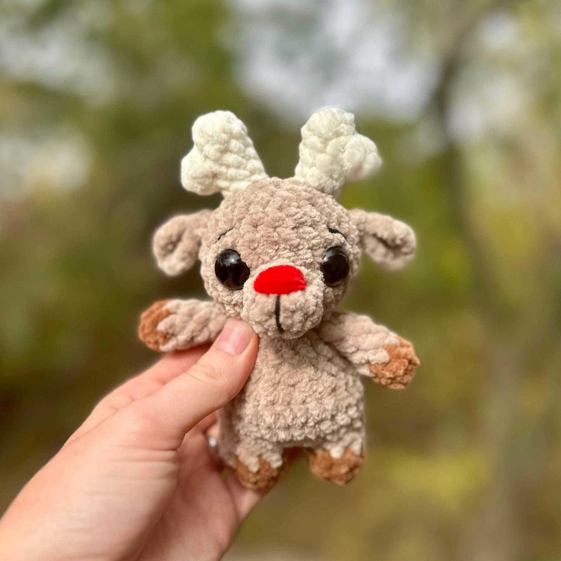 Crochet reindeer pattern- Christmas crochet pattern, amigurumi pattern, amigurumi reindeer, Rudolph crochet pattern thumbnail 4
