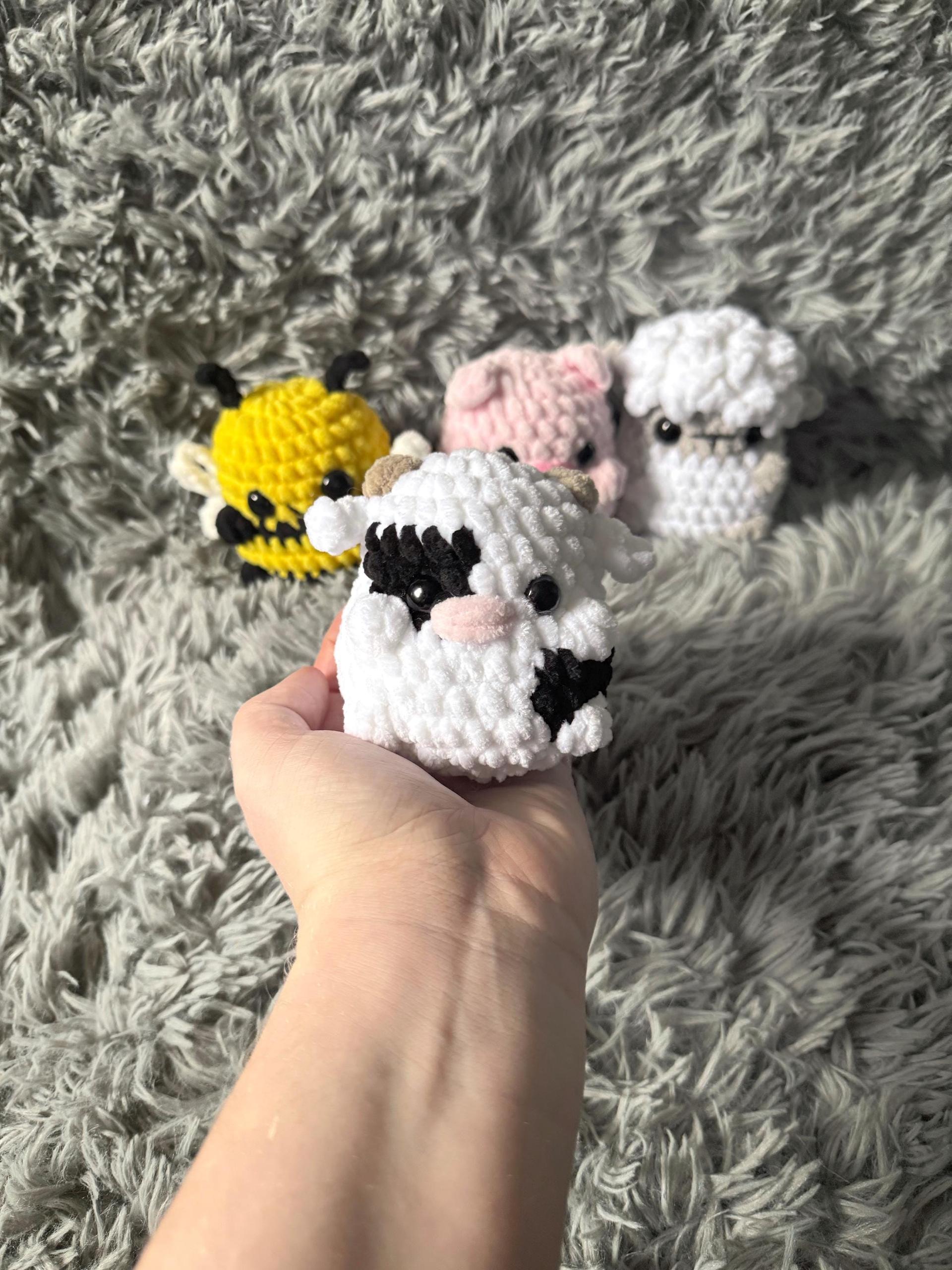 PDF pattern- no sew amigurumi, crochet cow, crochet sheep, crochet bee, crochet pig, crochet farm animals, fast crochet thumbnail 2