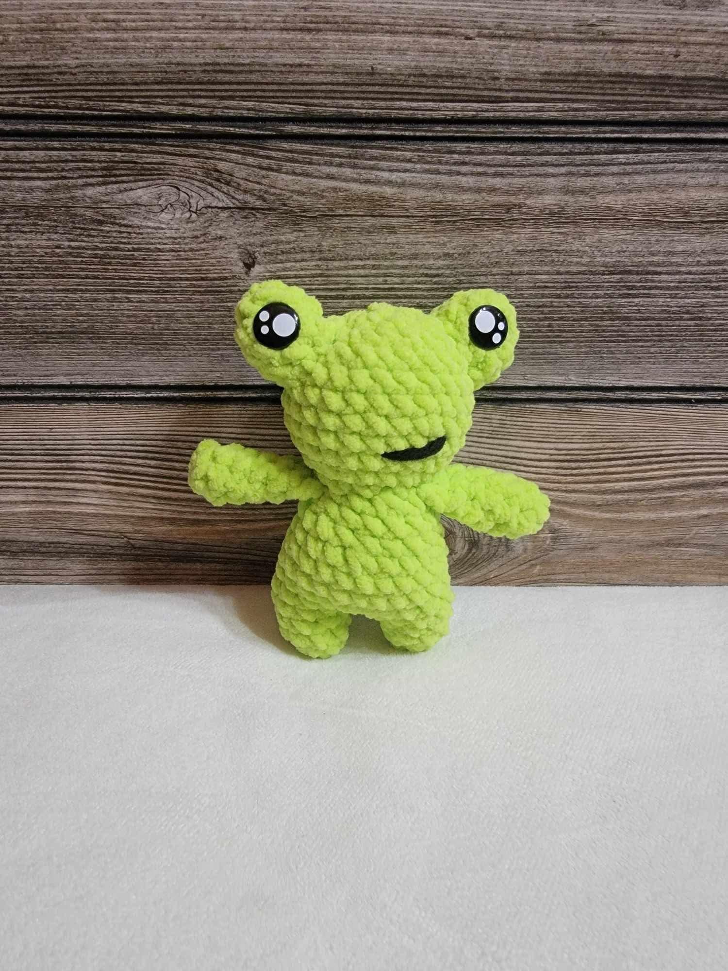 Itty belly frog- frog crochet pattern, crochet pattern, frog amigurumi, low sew thumbnail 8