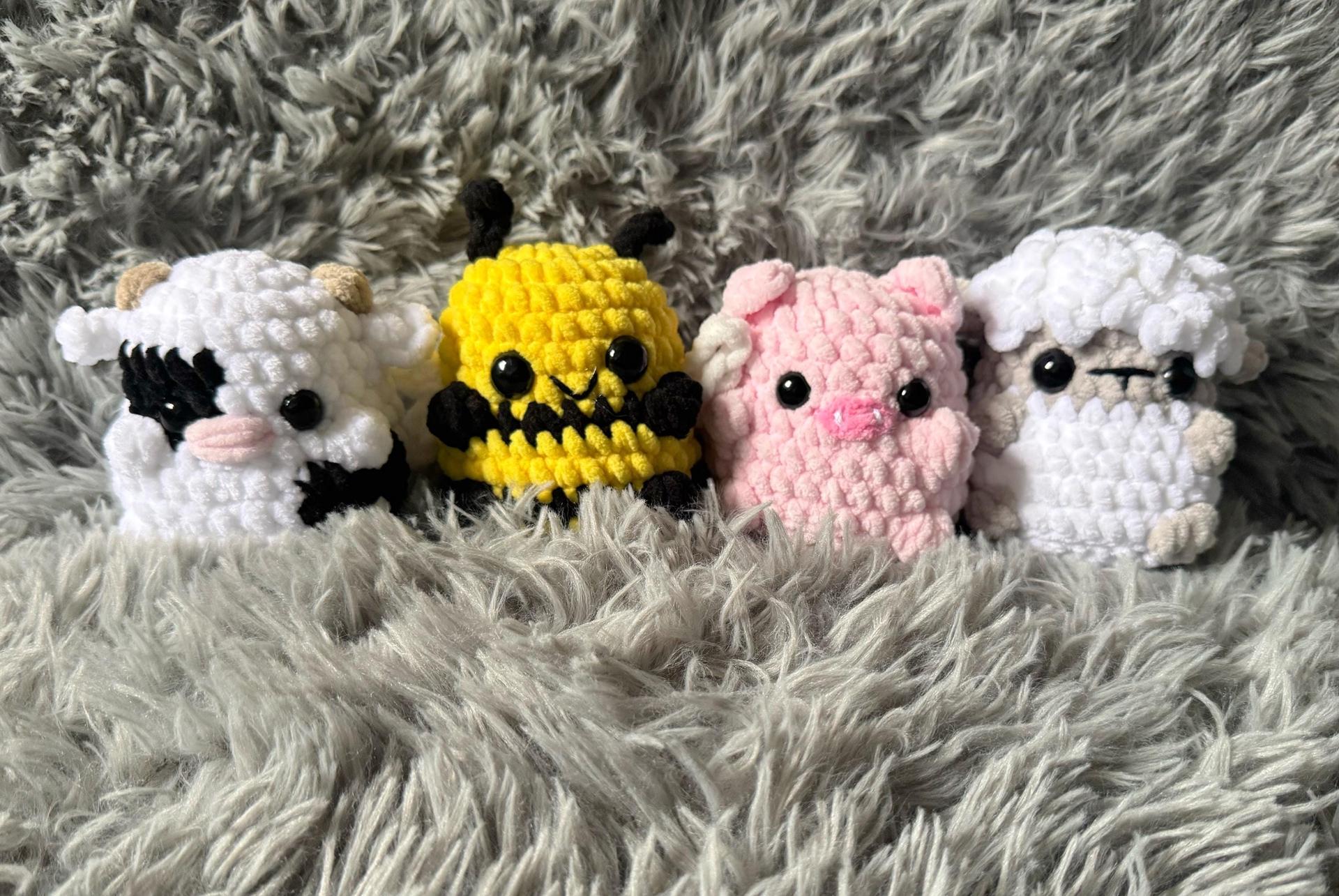PDF pattern- no sew amigurumi, crochet cow, crochet sheep, crochet bee, crochet pig, crochet farm animals, fast crochet