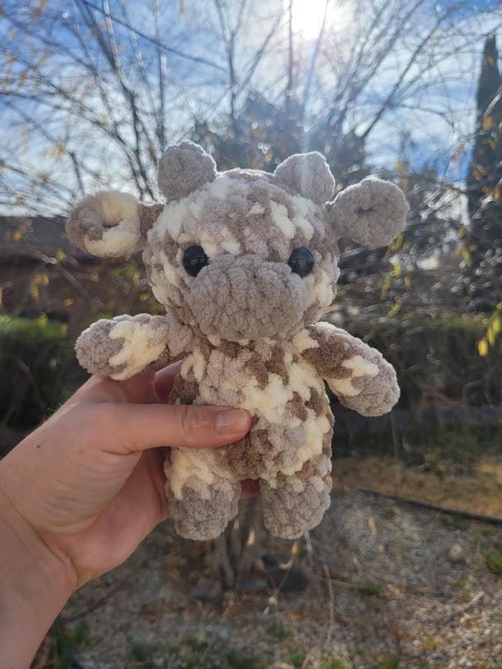 itty belly cow- crochet cow, cow pattern, cow amigurumi, pattern, amigurumi, low sew crochet pattern thumbnail 6