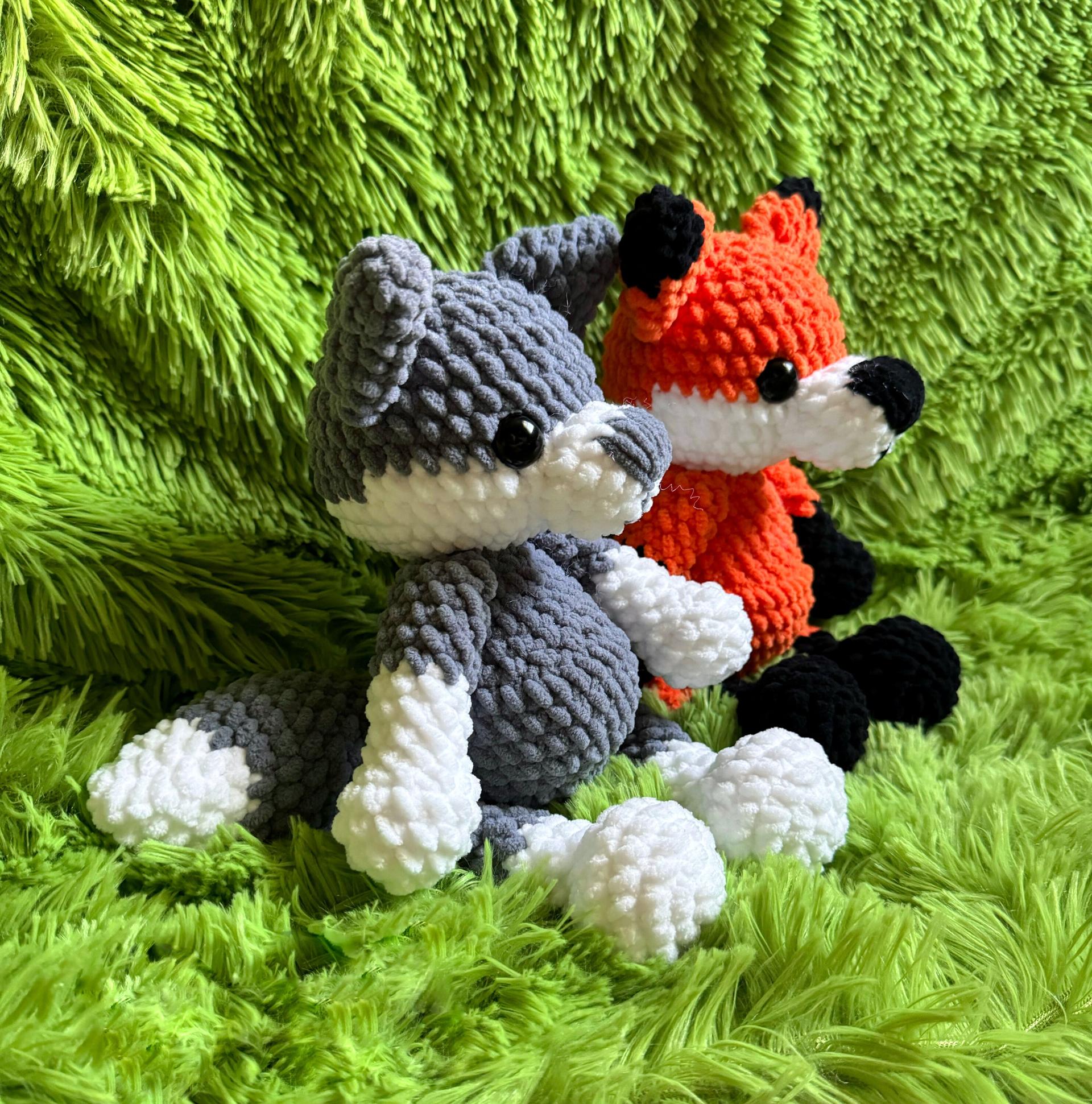 Forrest fox and Wynter pattern, crochet fox pattern, crochet wolf pattern thumbnail 3