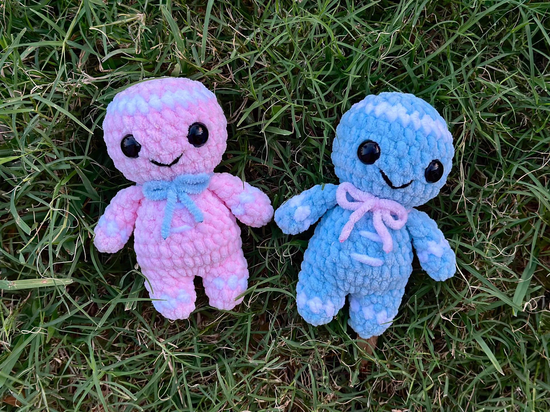 Crochet gingerbread man- crochet gingerbread, crochet pattern, Christmas pattern, crochet Christmas, amigurumi pattern, thumbnail 10