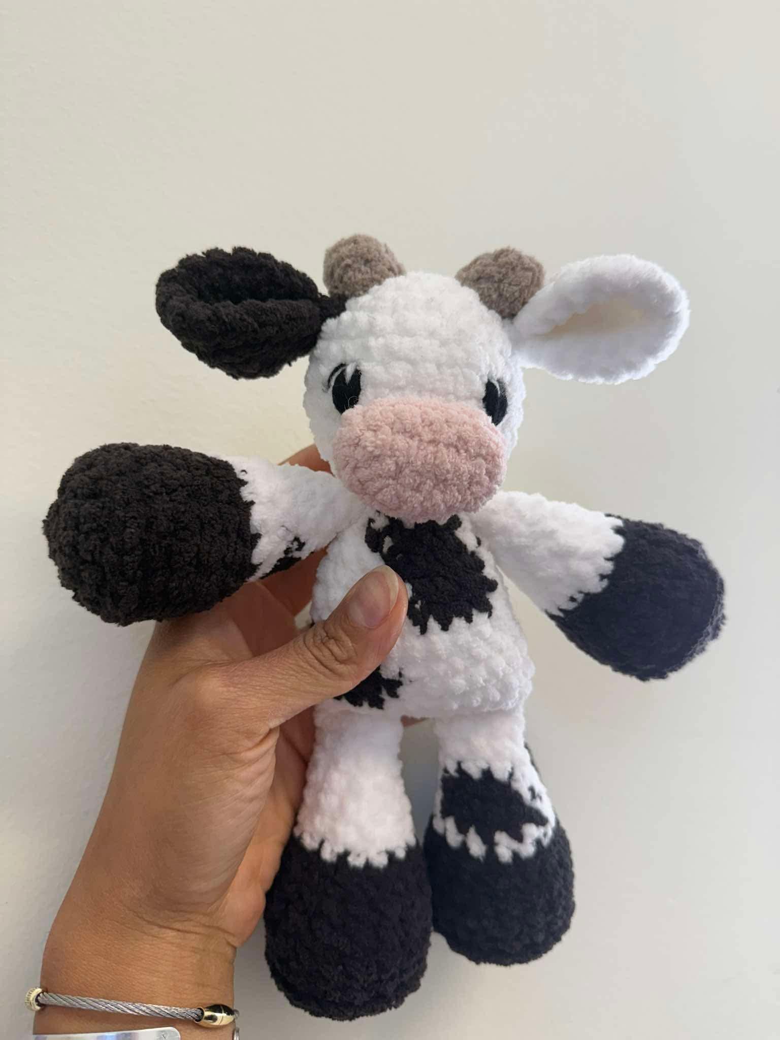 Riley the Ragdoll Cow thumbnail 15