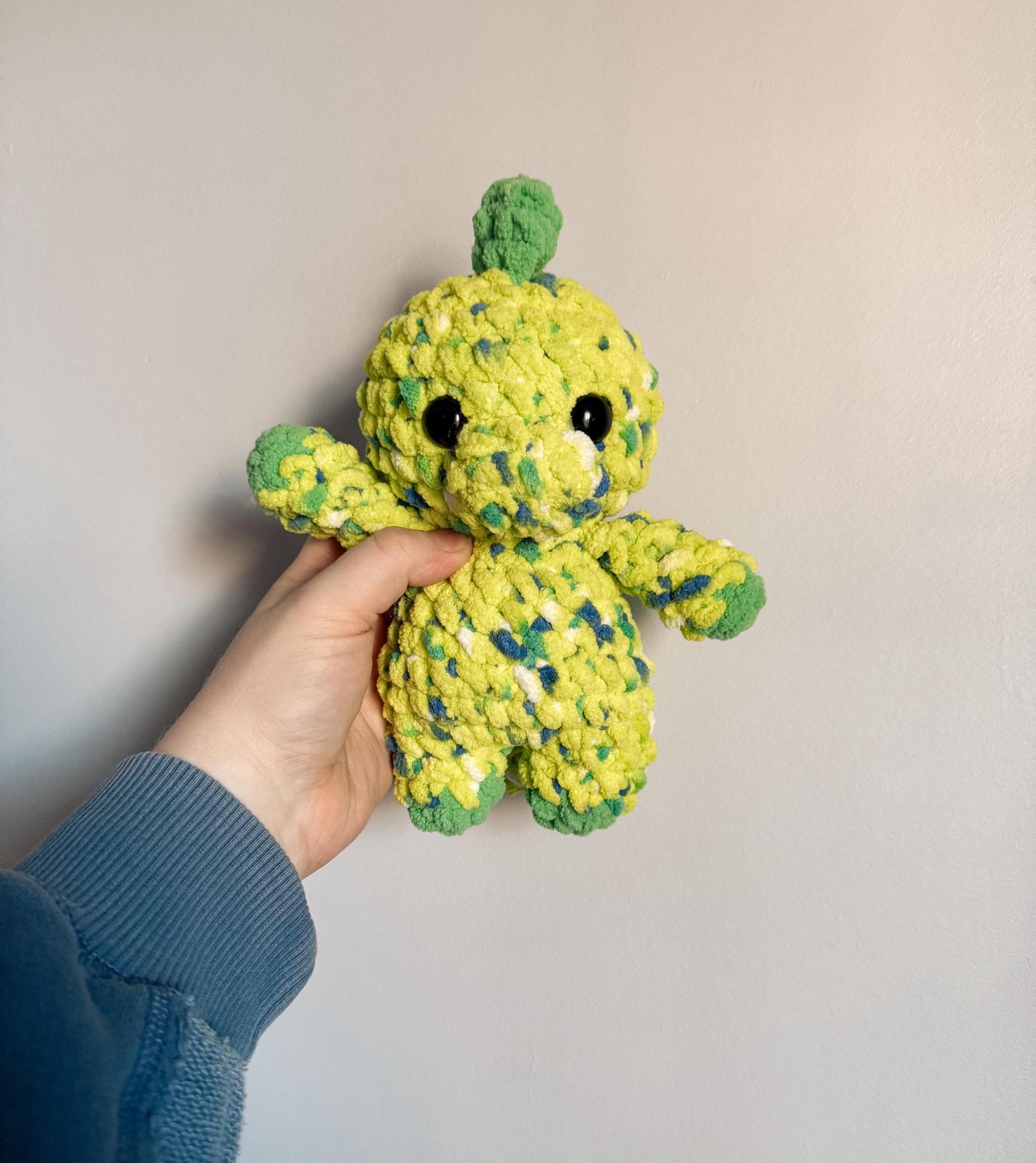 Itty belly dino - dino crochet pattern, crochet pattern, dino amigurumi, low sew, dinosaur crochet pattern, madelinemaeco