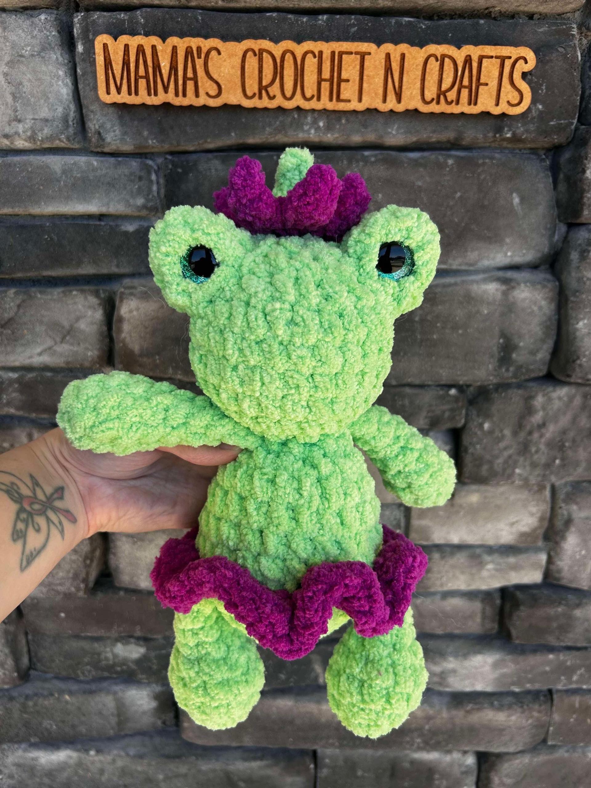 tad + lily the frog | 2-in-1, amigurumi frog pattern, low sew, crochet pattern, spring crochet, crochet chunky yarn pattern, madelinemaeco thumbnail 9