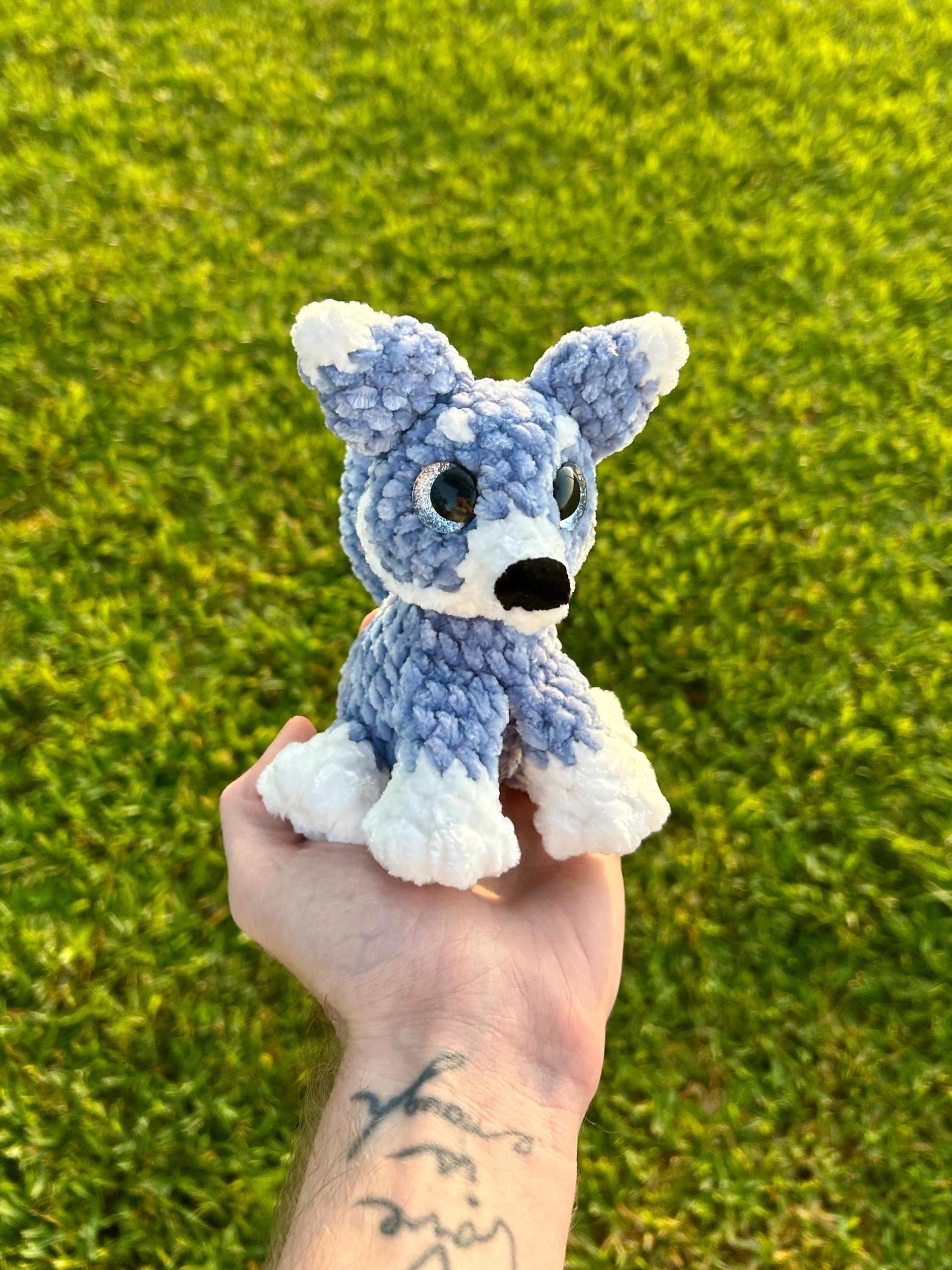 Frio the Wolf Sitting Medium Sew Crochet Amigurumi Pattern thumbnail 2