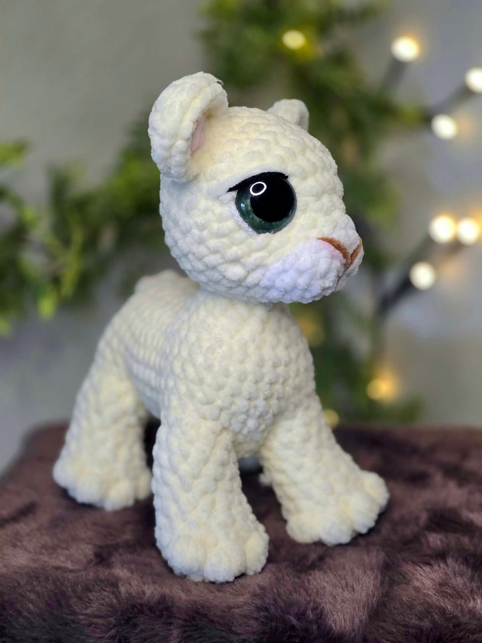 Luca the Lion Cub thumbnail 2