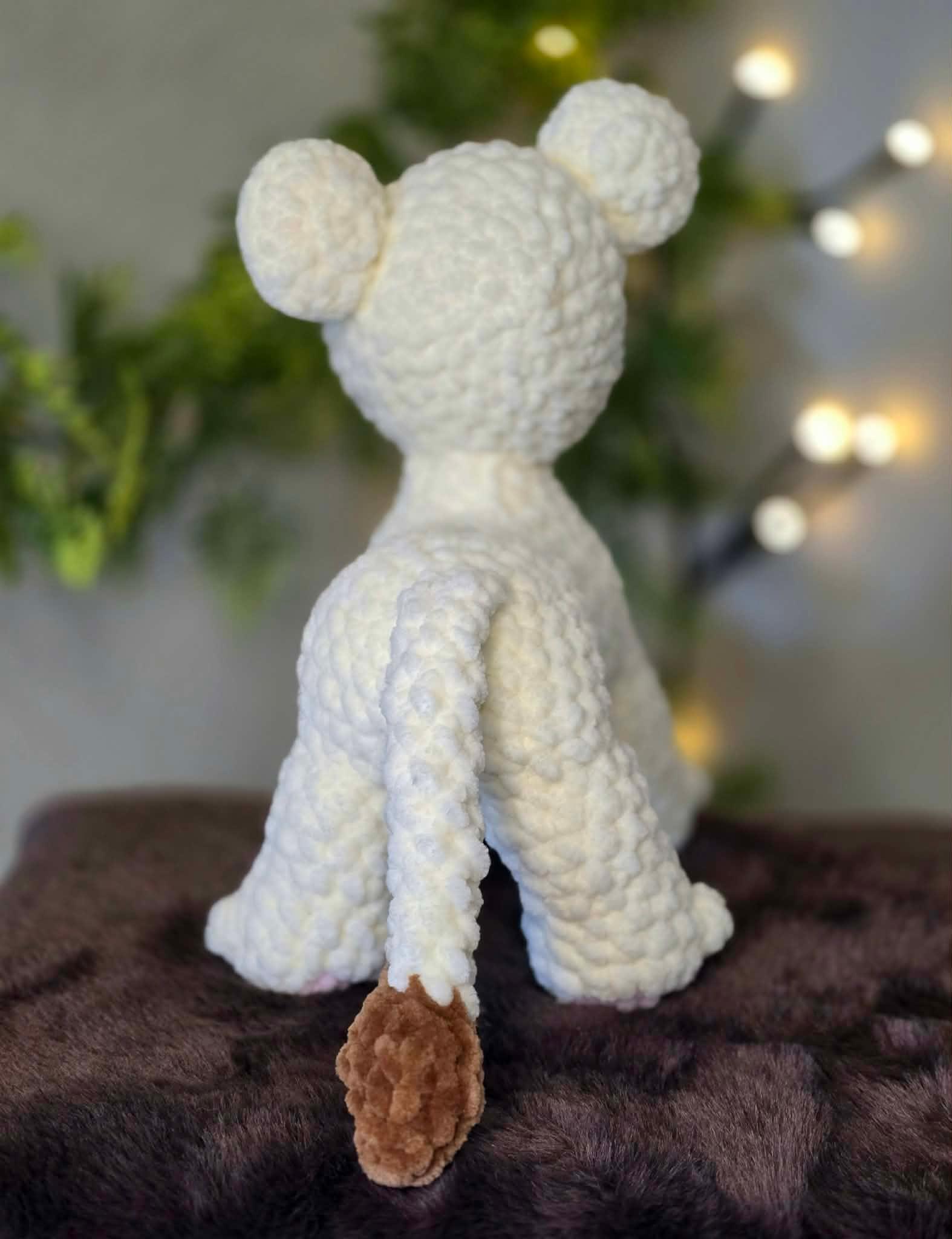 Luca the Lion Cub thumbnail 3