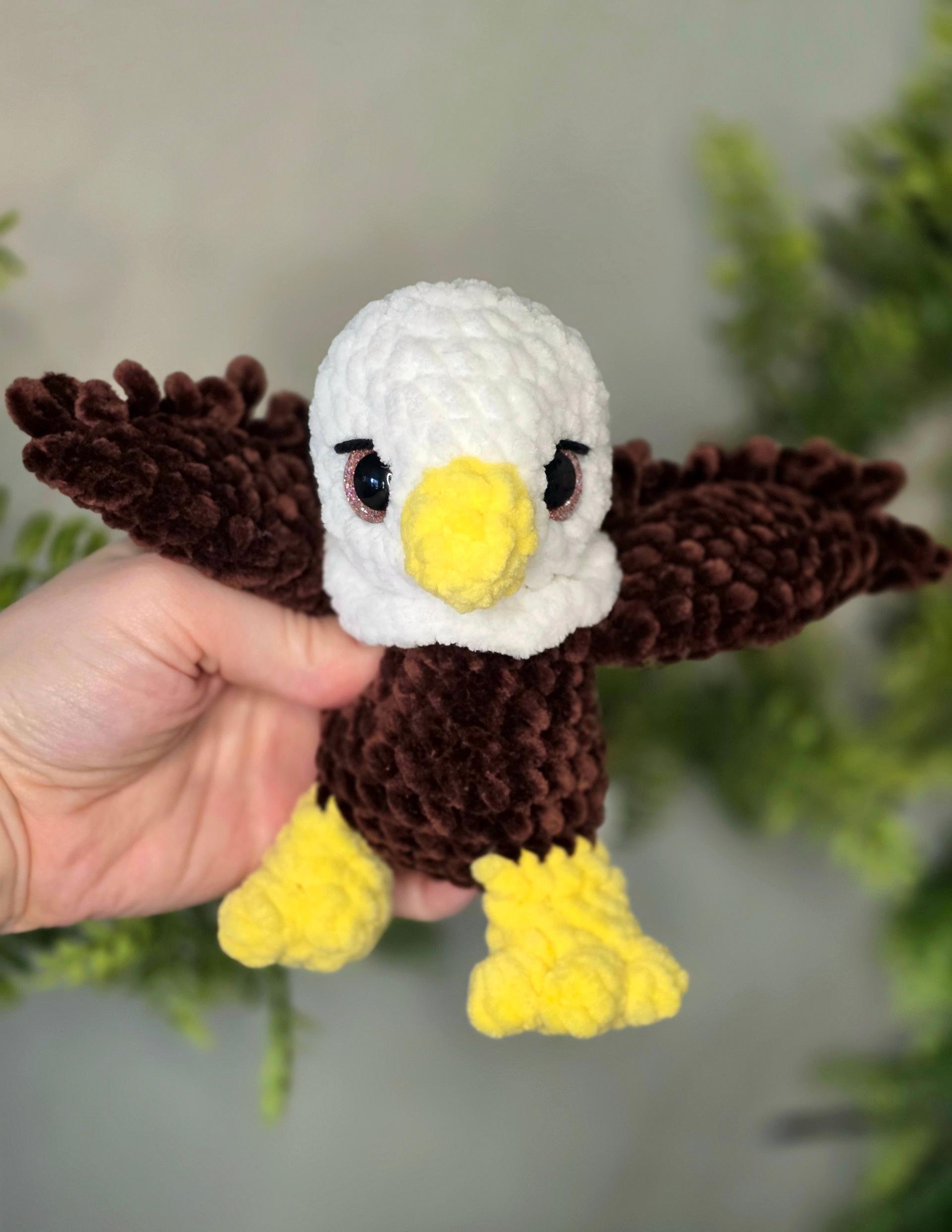 Baby Eagle thumbnail 2