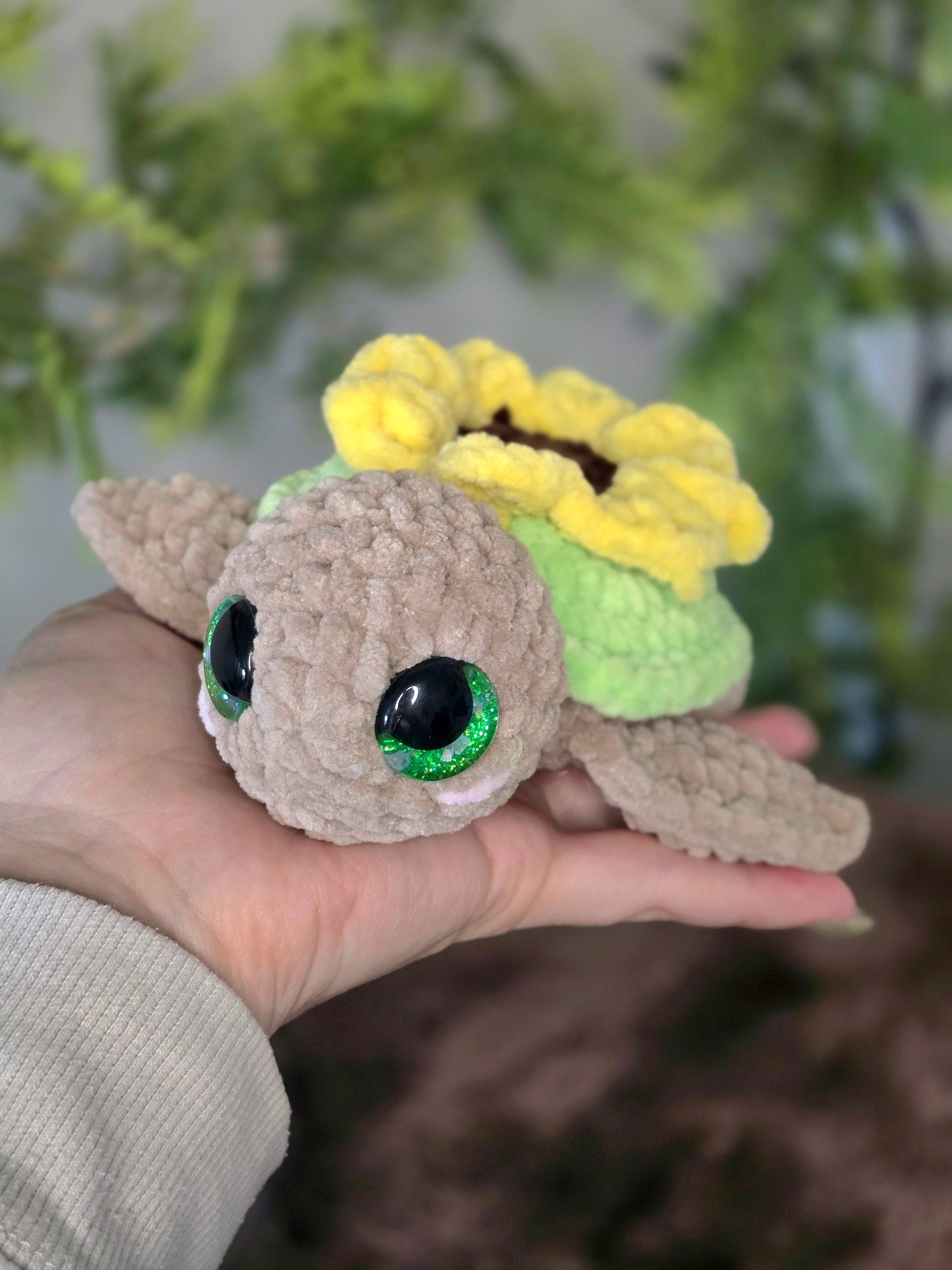 Sunflower Sea Turtle thumbnail 4