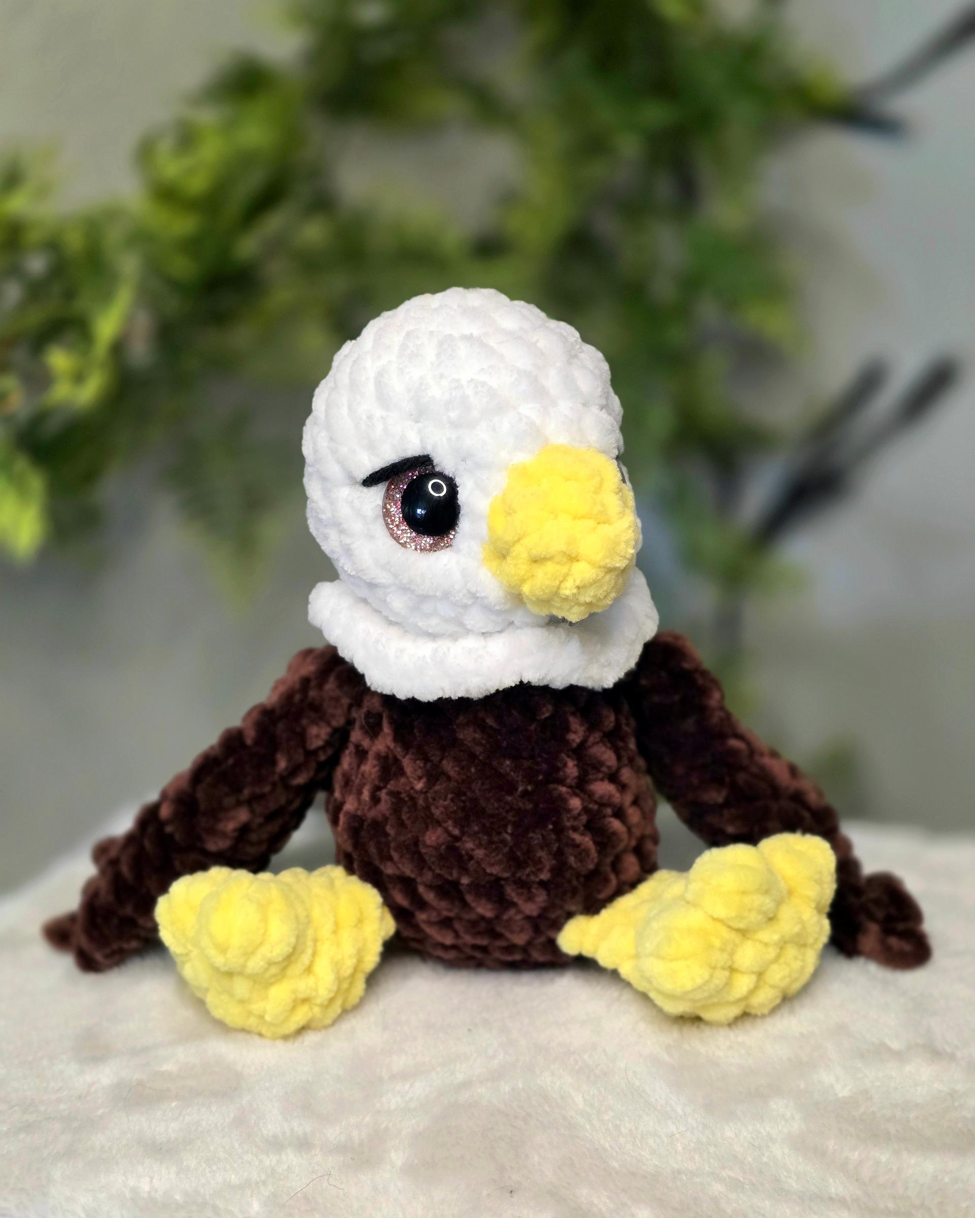 Baby Eagle thumbnail 3