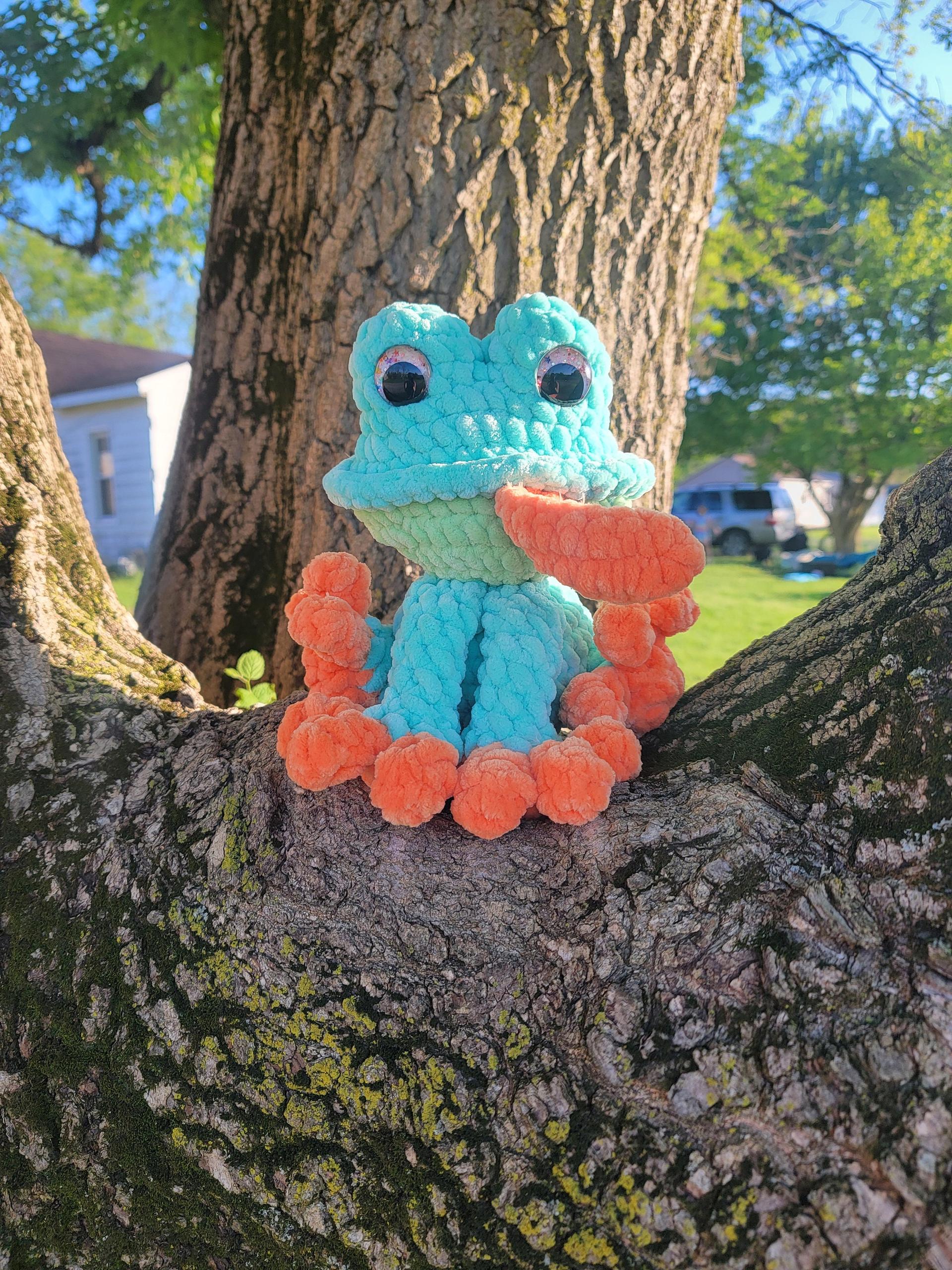 Crochet Frankie the Frog