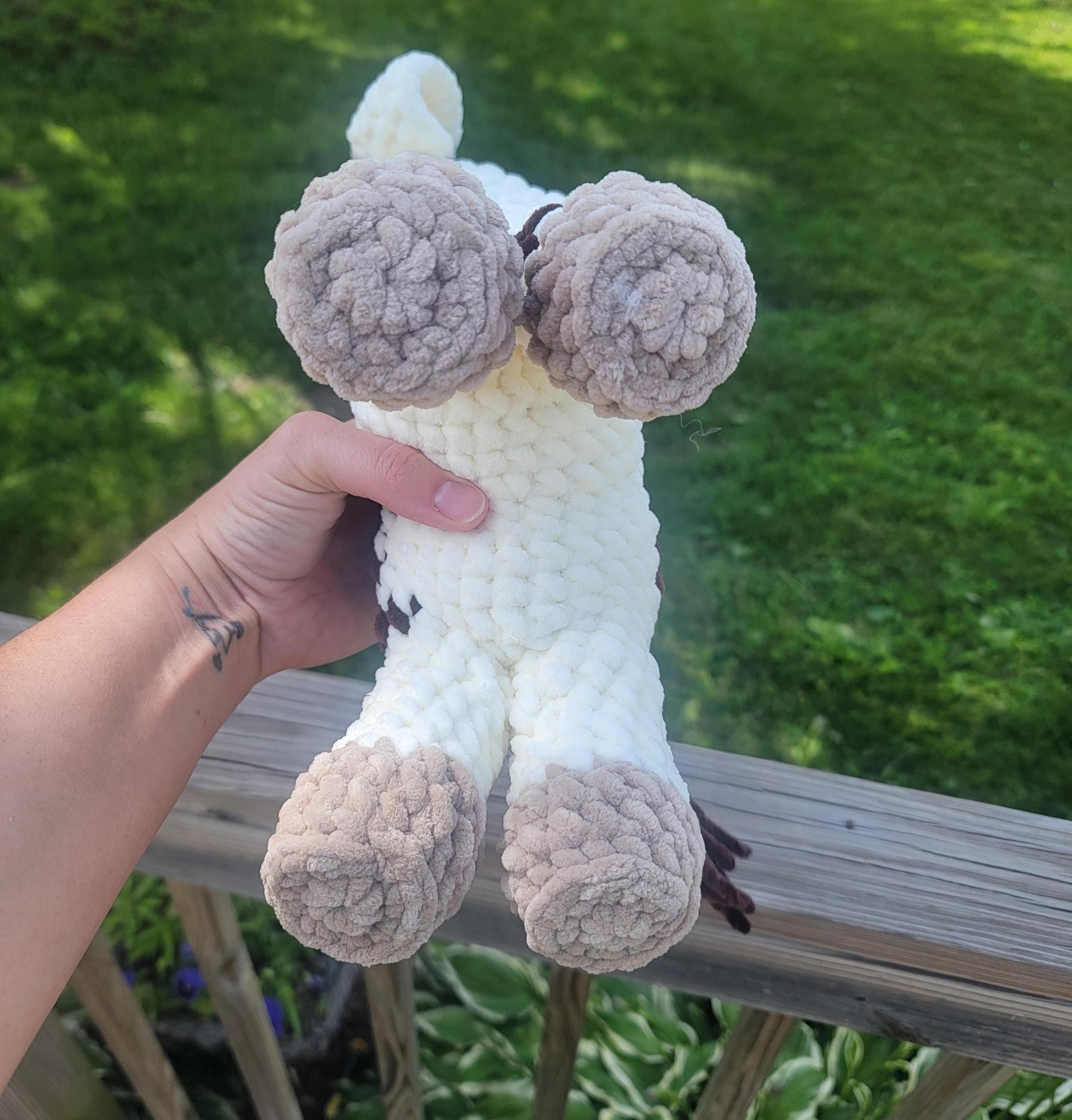 Handmade Crochet Cow Plushie – Custom Colors Available, Soft Yarn Toy thumbnail 4