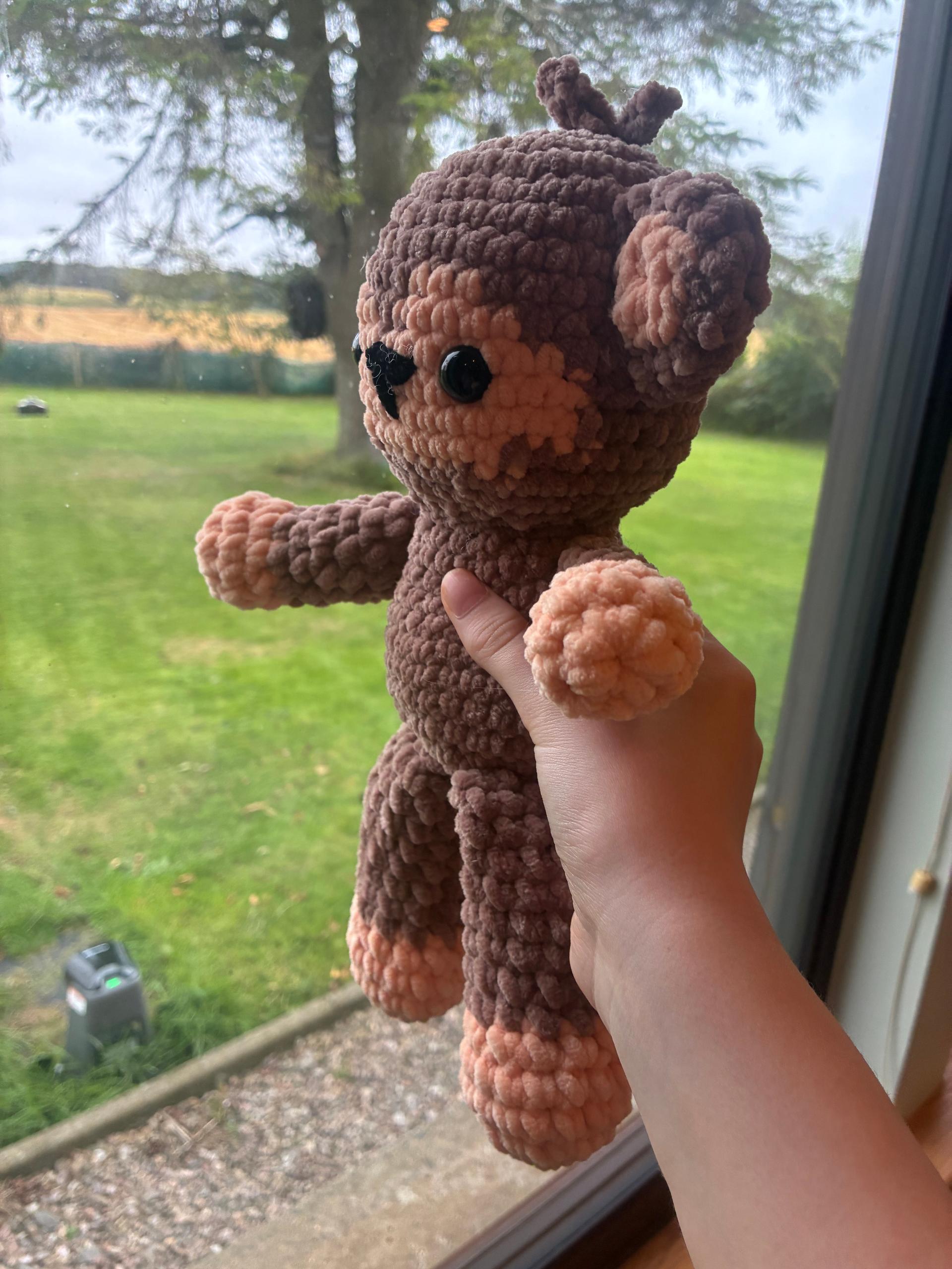 Peach and brown crochet monkey thumbnail 4