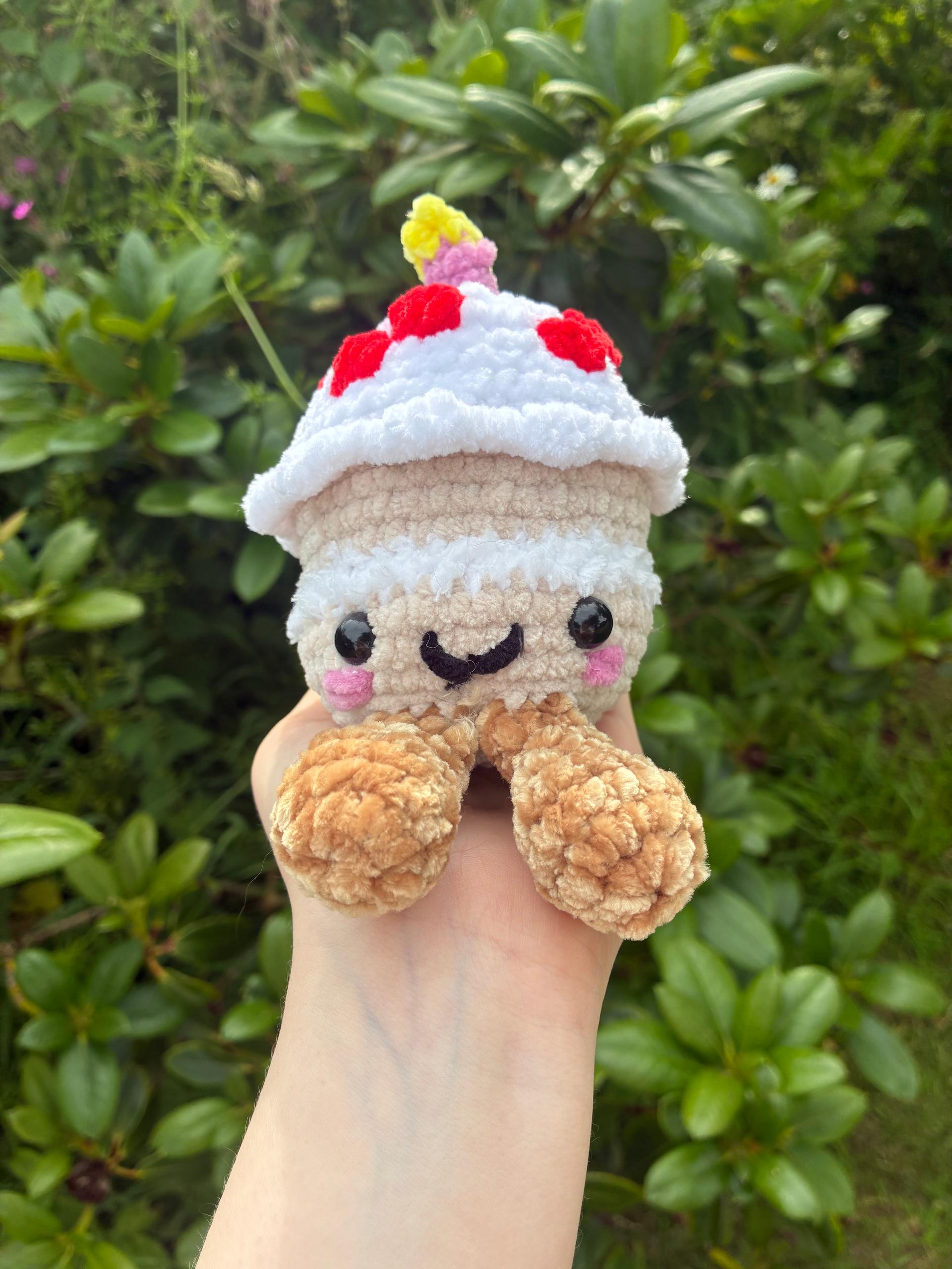 Adorable cake plushie thumbnail 2
